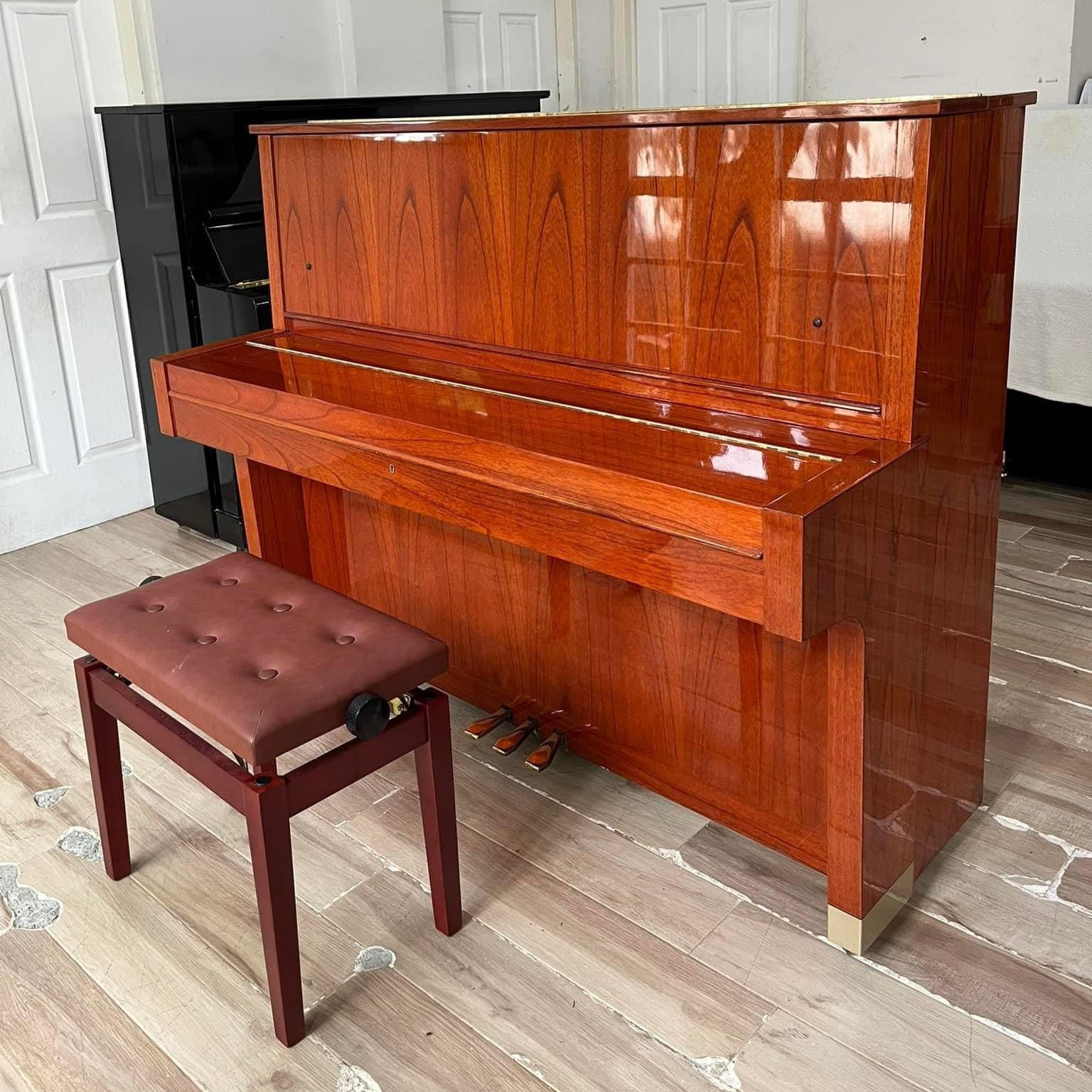 Đàn Piano Cơ Upright Yamaha W104 - Qua Sử Dụng - Việt Music