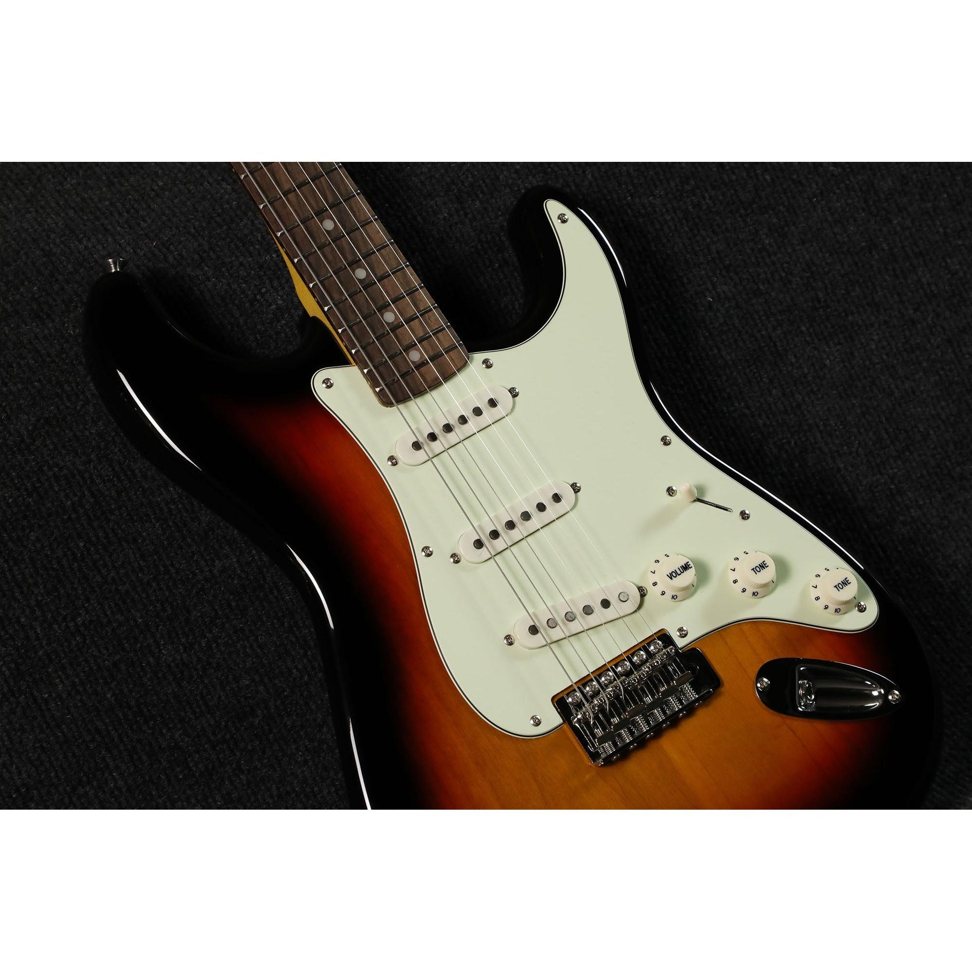 Đàn Guitar Điện Sqoe SEST1002 SSS, Rosewood Fingerboard - Việt Music