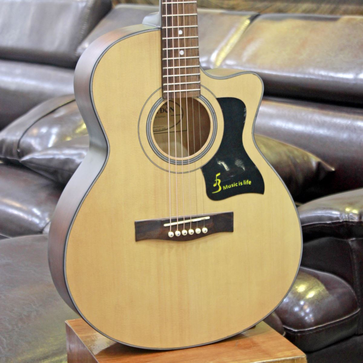 Đàn Guitar Ba Đờn T70 Acoustic - Việt Music