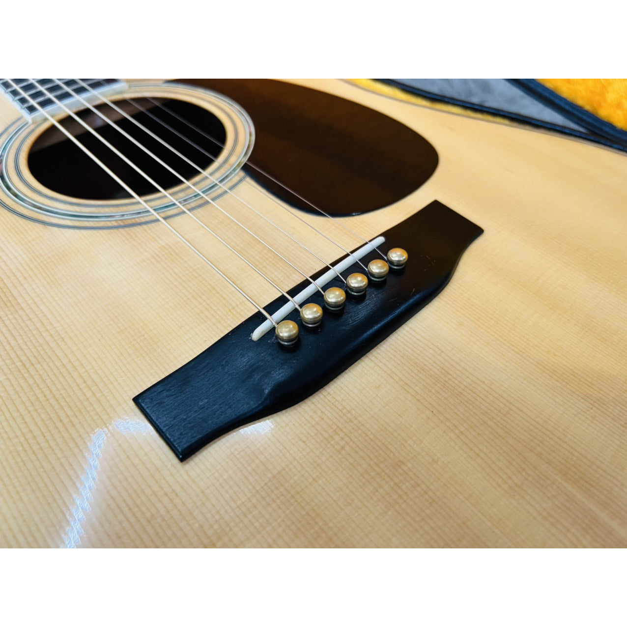 Đàn Guitar Acoustic Morris W60 - Qua Sử Dụng - Việt Music