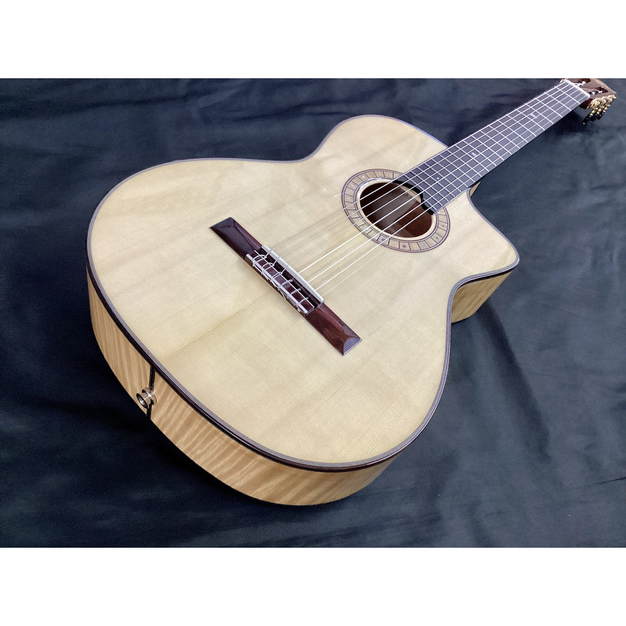 Đàn Guitar Classic Martinez MP12 Maple Artist w/Bag - Việt Music