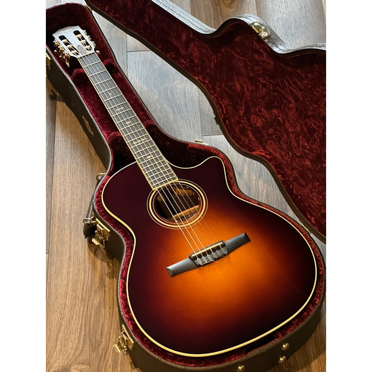 Đàn Guitar Taylor 714CE-N Grand Auditorium Nylon Western Sunburst - Qua Sử Dụng - Việt Music