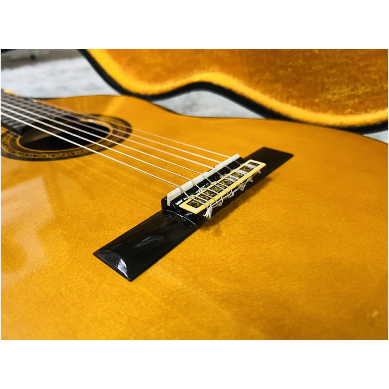 Đàn Guitar Classic Yamaha C400 - Qua Sử Dụng - Việt Music