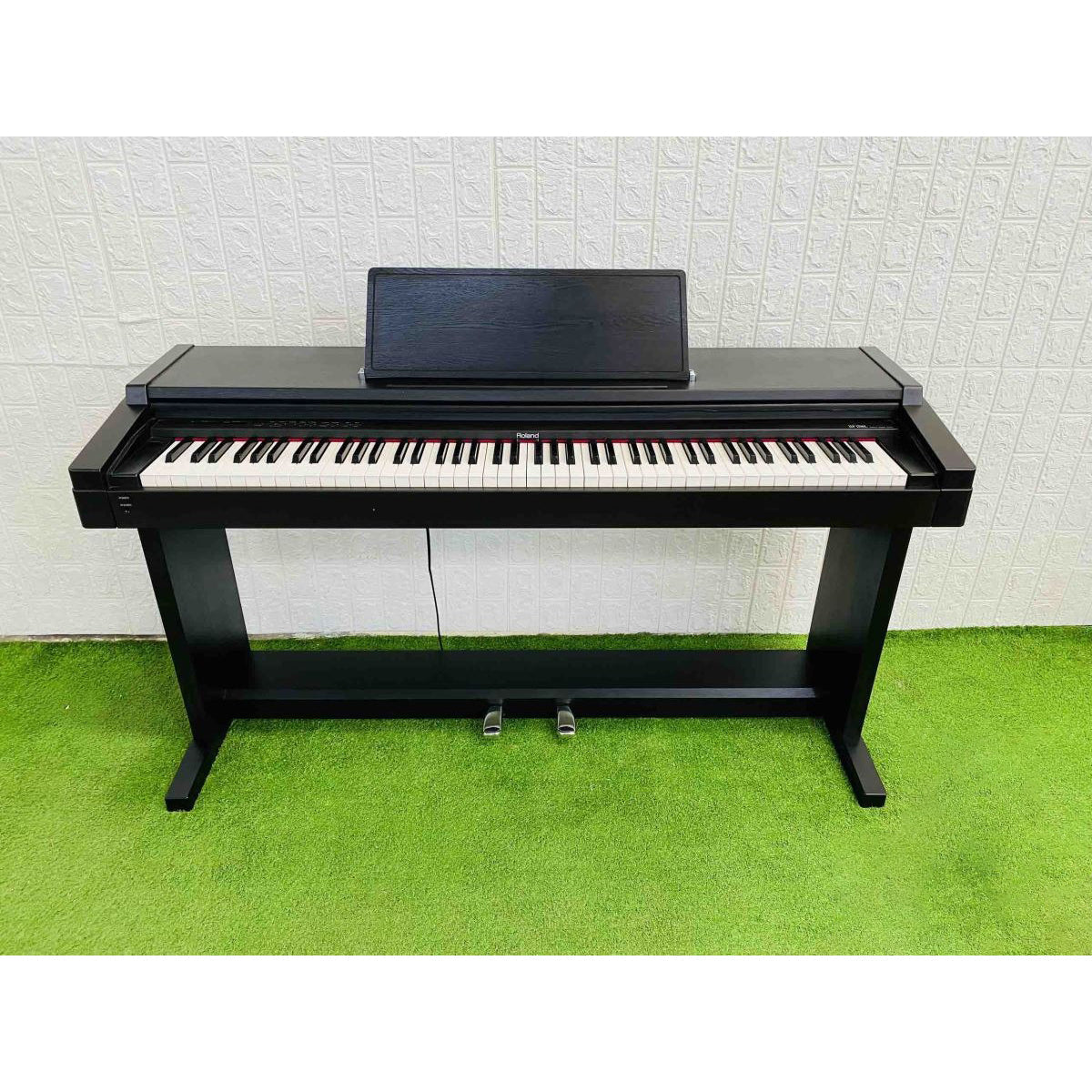 Đàn Piano Điện Roland HP-1700 - Qua Sử Dụng