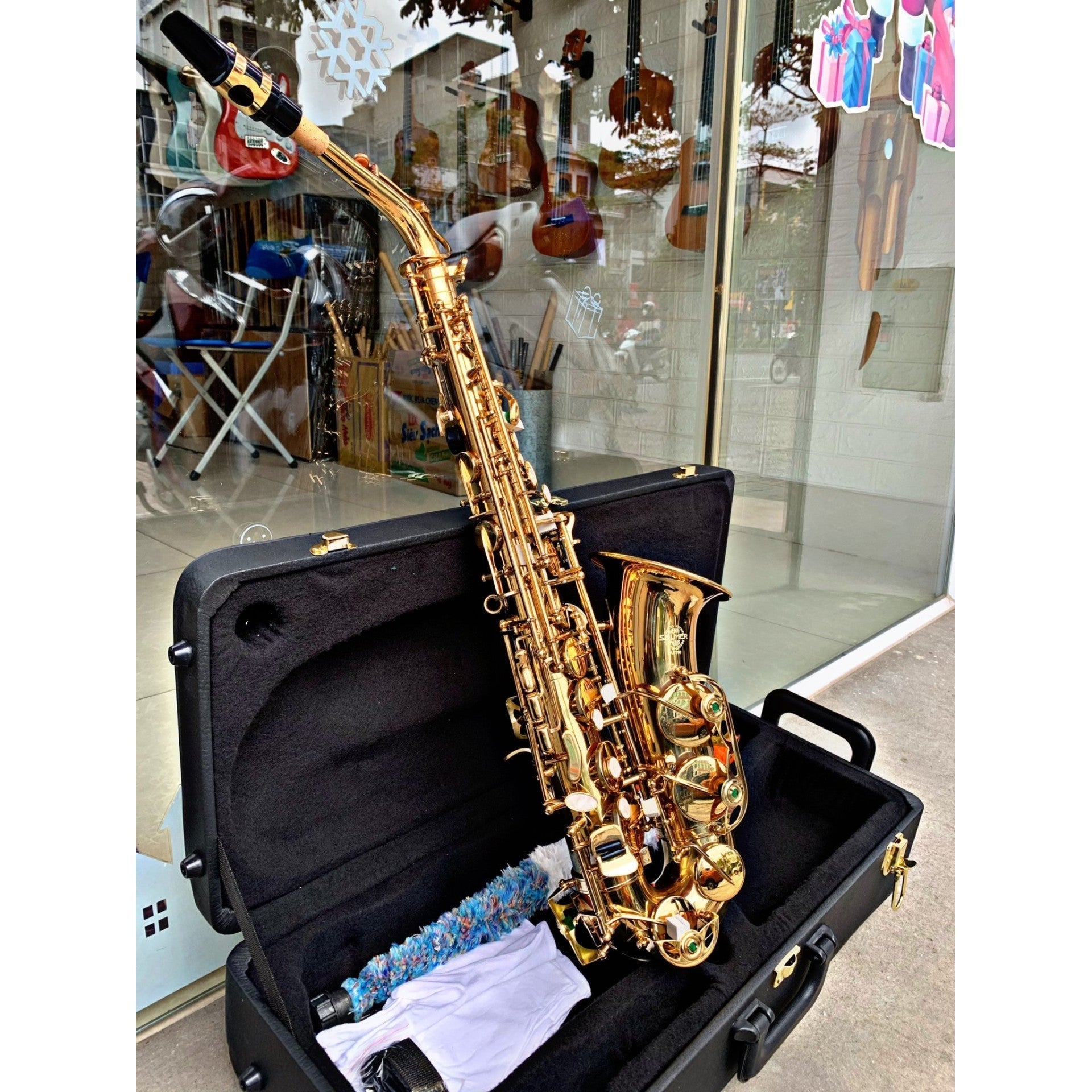 Kèn Saxophone Alto AS700 - Việt Music