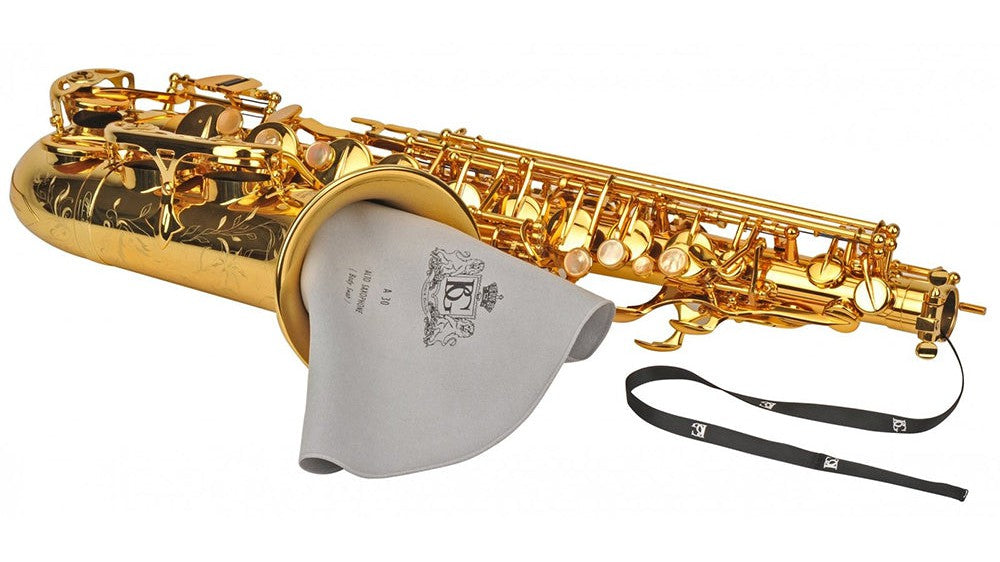 Hướng Dẫn Vệ Sinh Kèn Saxophone Đúng Cách