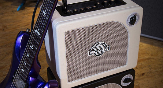 Amplifier Mooer Hornet 30 White dành cho guitar điện