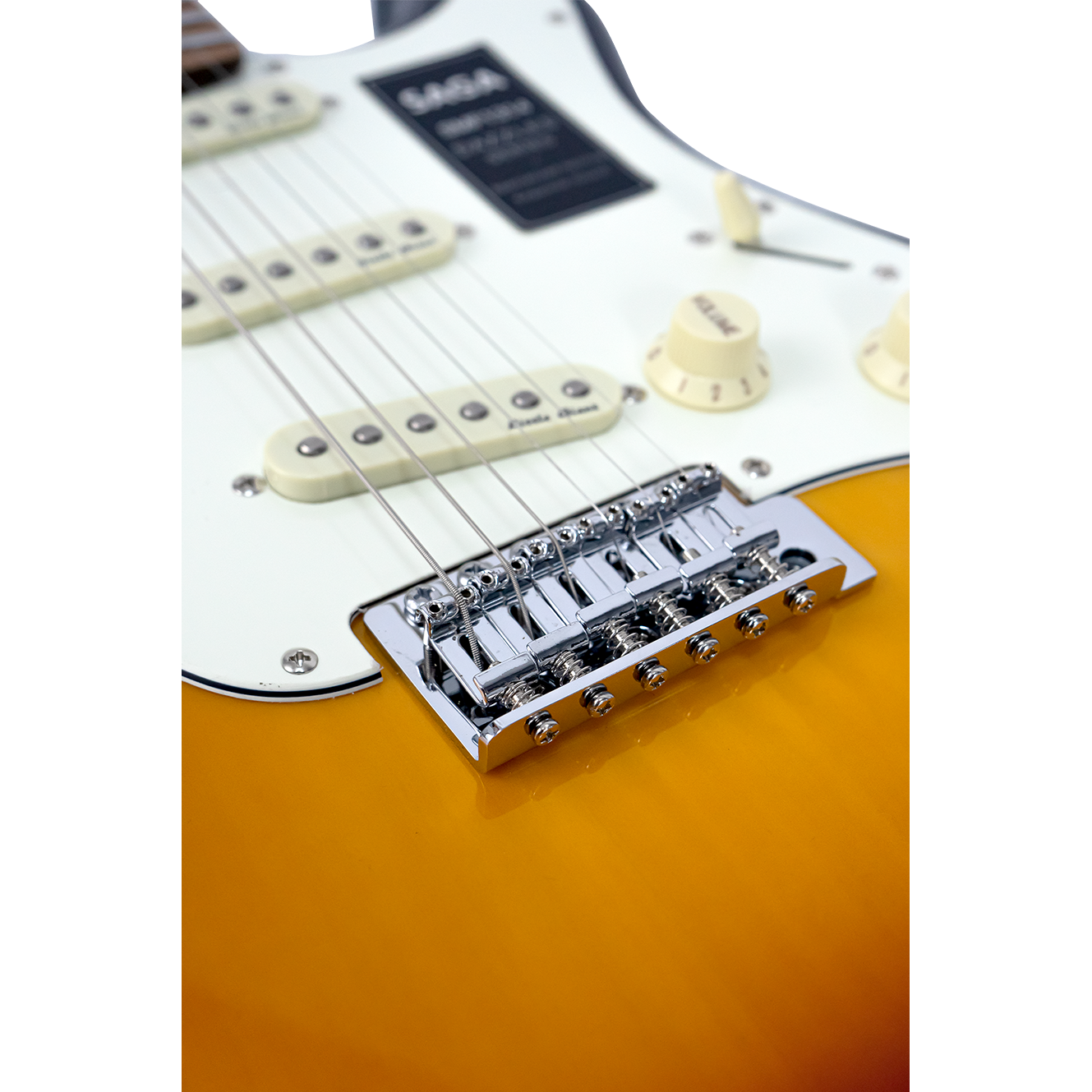 Đàn Guitar Điện Saga SMF1314 Stratocaster SSS, Maple Fingerboard, Sunburst - Việt Music