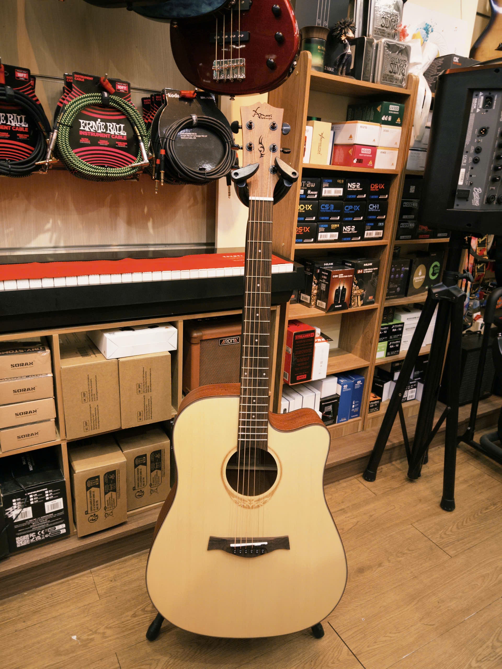 Đàn Guitar Acoustic Enya Amari AM-418C EQ - Việt Music