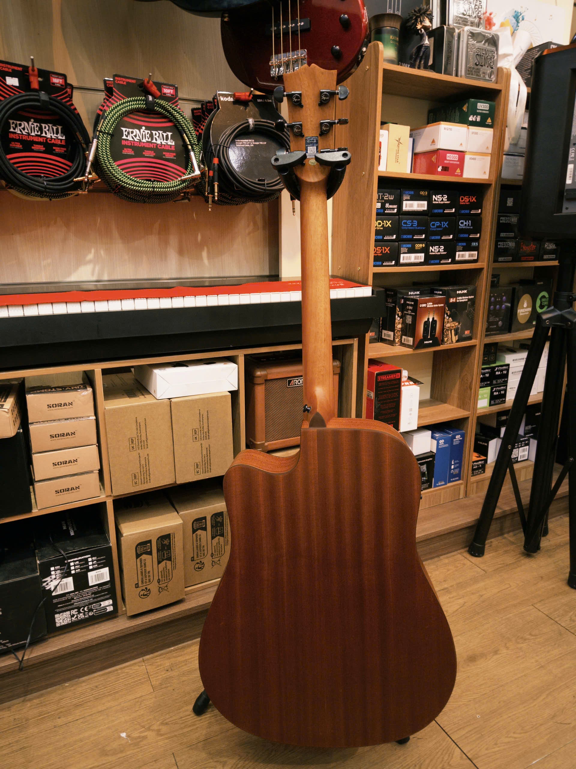 Đàn Guitar Acoustic Enya Amari AM-418C EQ - Việt Music