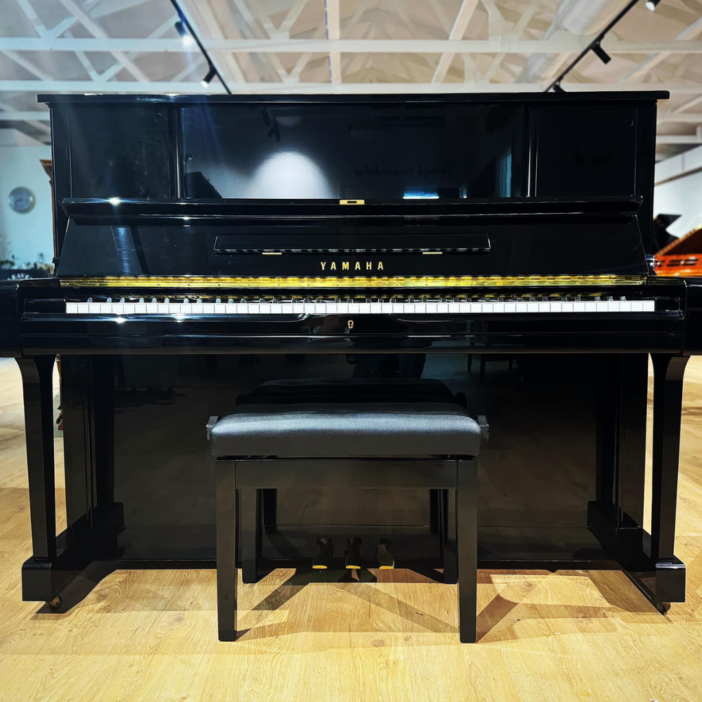 Đàn Piano Cơ Upright Yamaha UX1 - Qua Sử Dụng