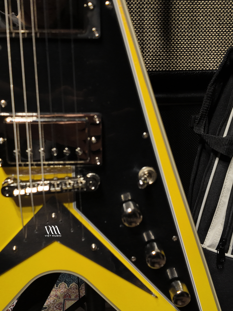 Đàn Guitar Điện Epiphone Futura Flying V Custom HH, Ebony Fingerboard - Việt Music