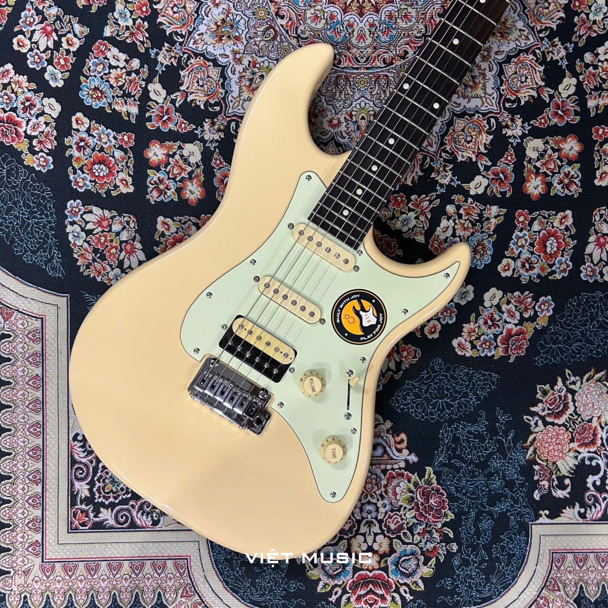 Đàn Guitar Điện Sire Larry Carlton S3 - Việt Music