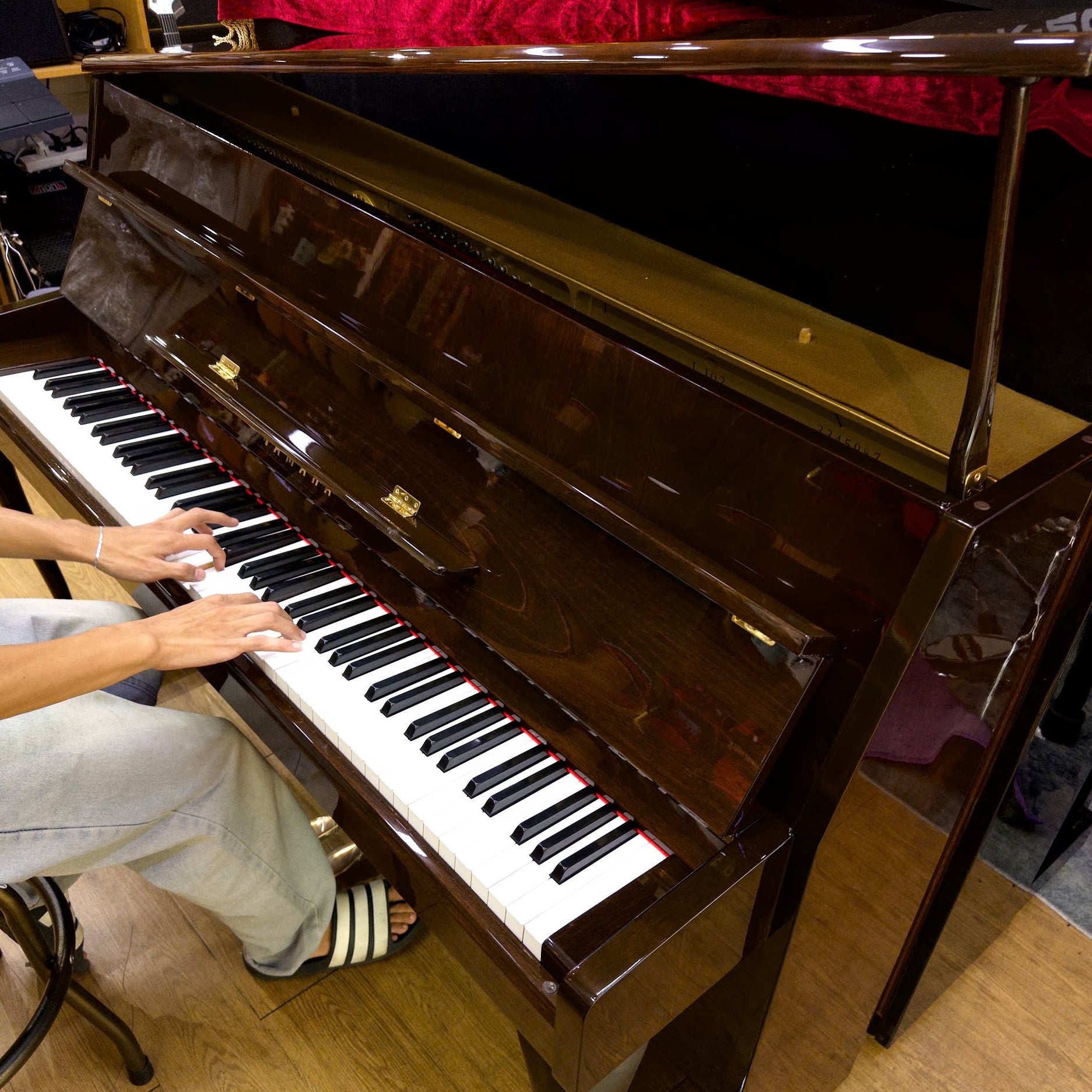 Đàn Piano Cơ Upright Yamaha L-102 - Qua Sử Dụng - Việt Music
