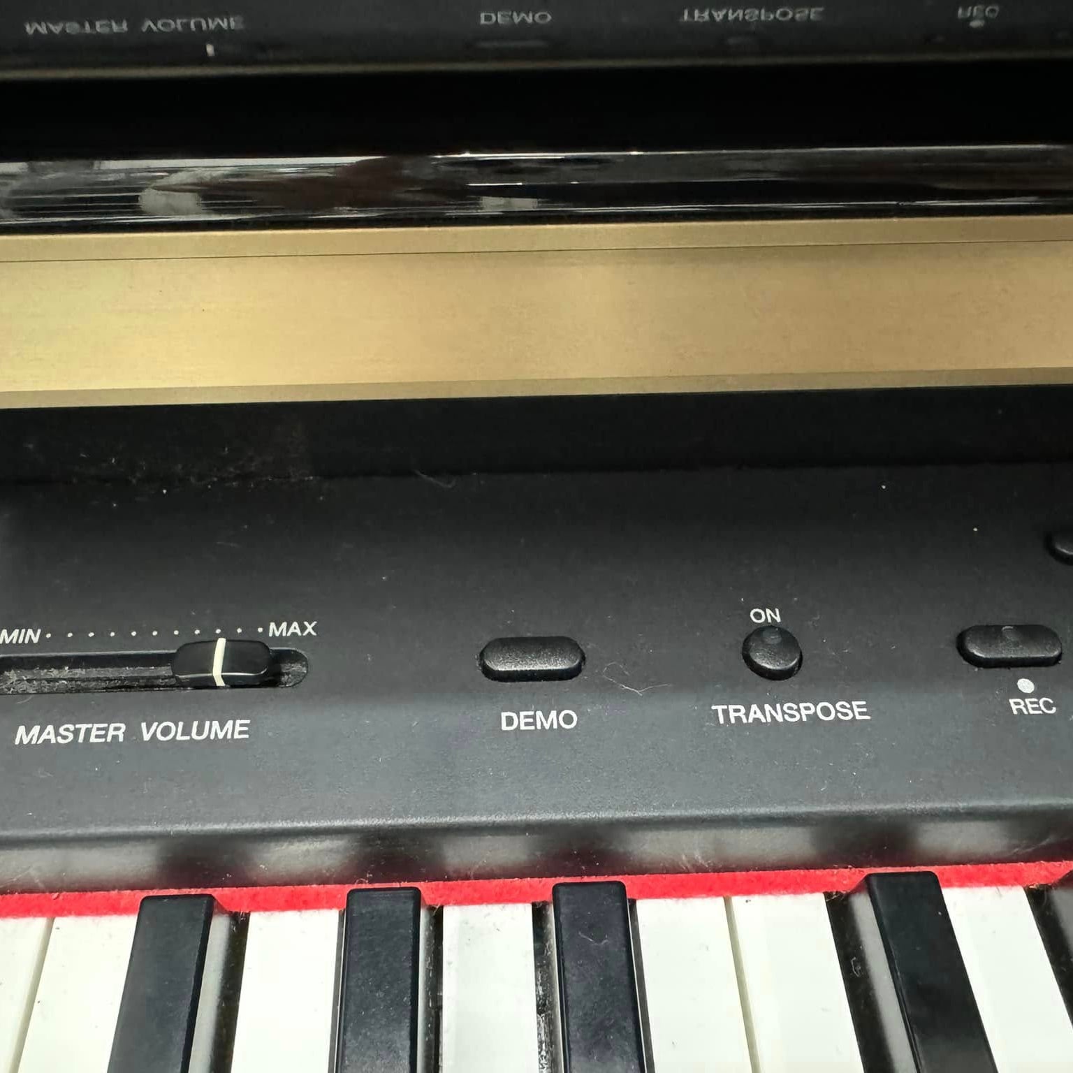 Đàn Piano Điện Yamaha CLP-330 - Qua Sử Dụng - Việt Music
