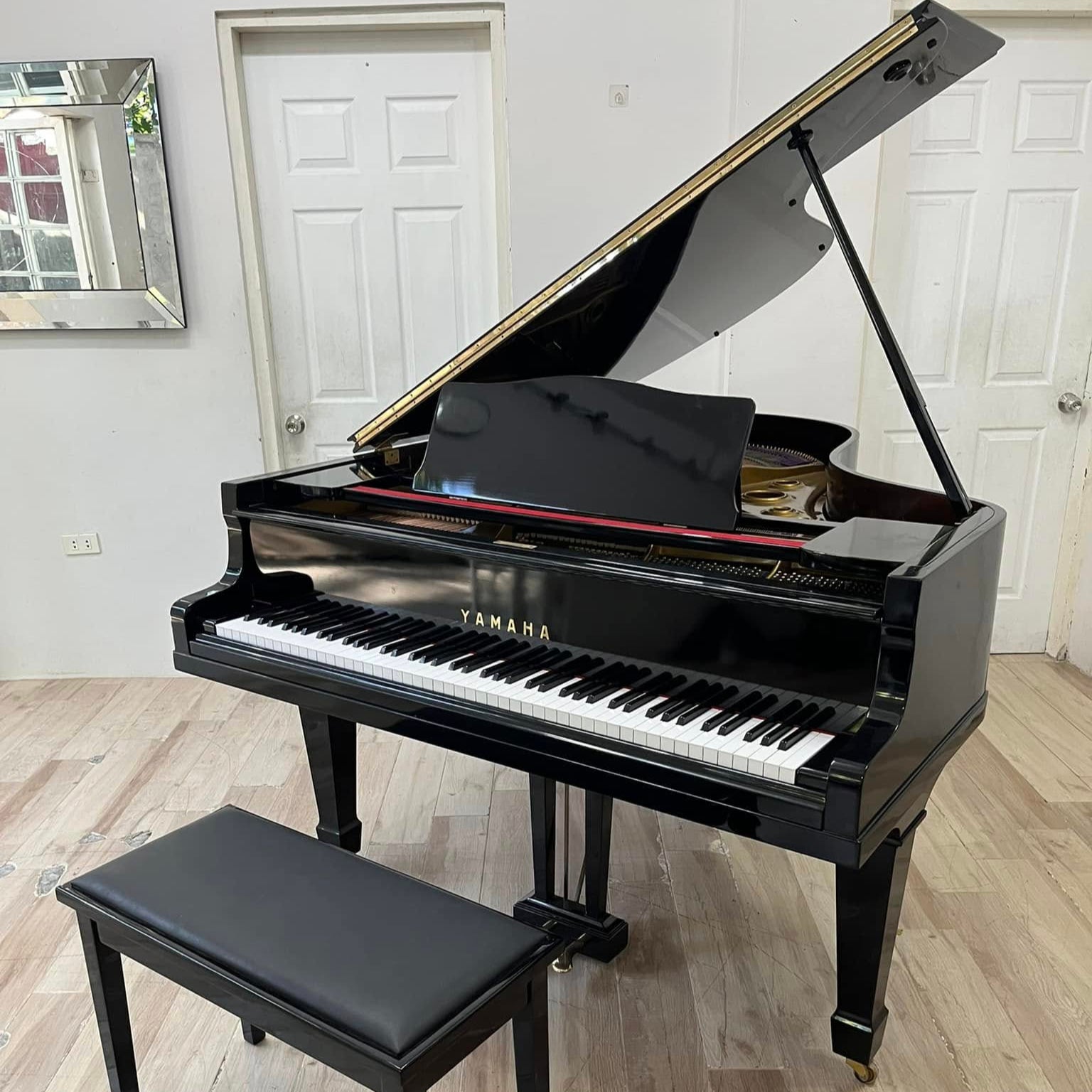 Grand Piano Yamaha No.20 - Qua Sử Dụng - Việt Music