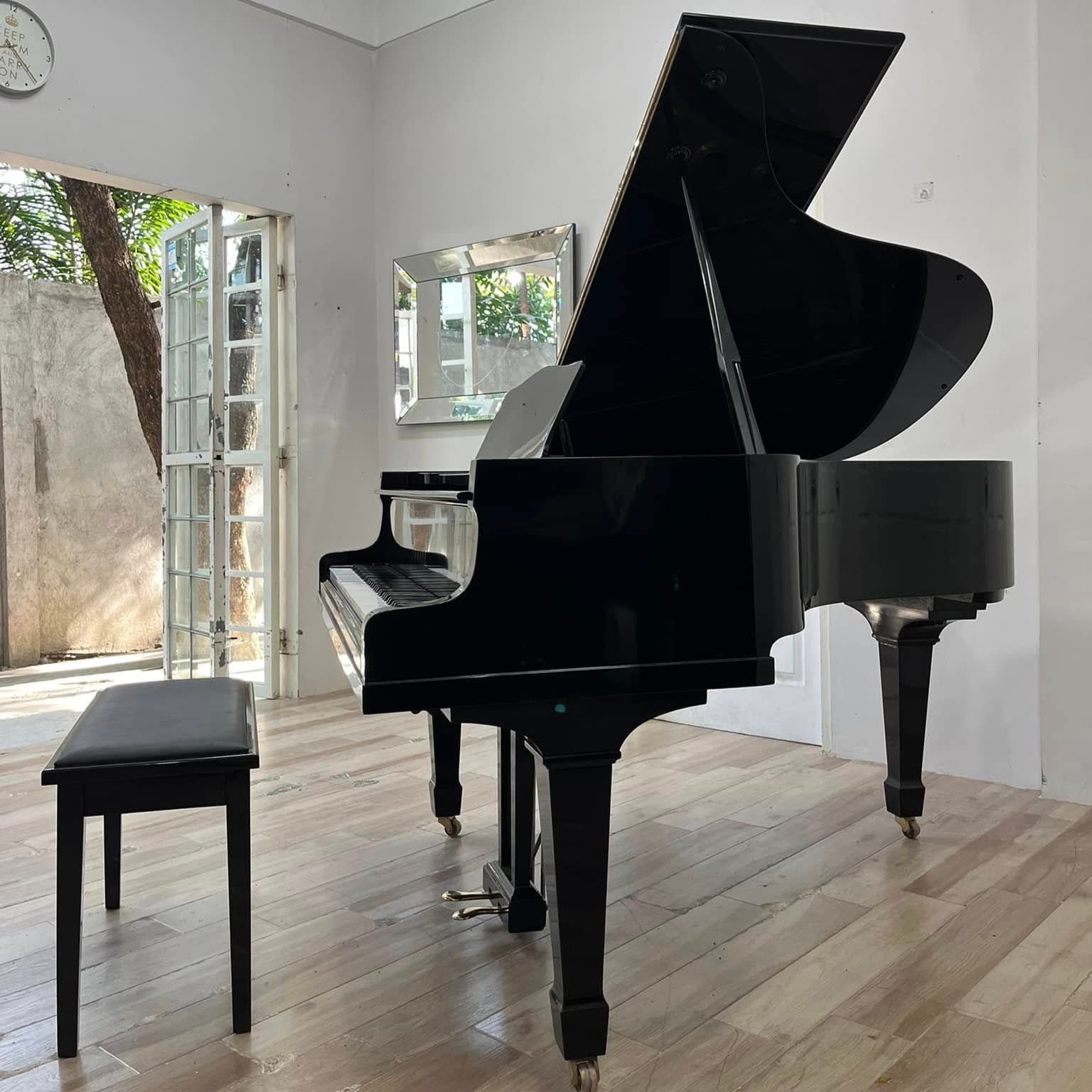Grand Piano Yamaha No.20 - Qua Sử Dụng - Việt Music