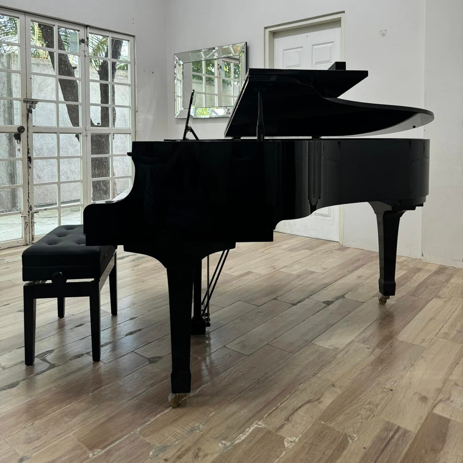 Grand Piano Yamaha G2A - Qua Sử Dụng - Việt Music