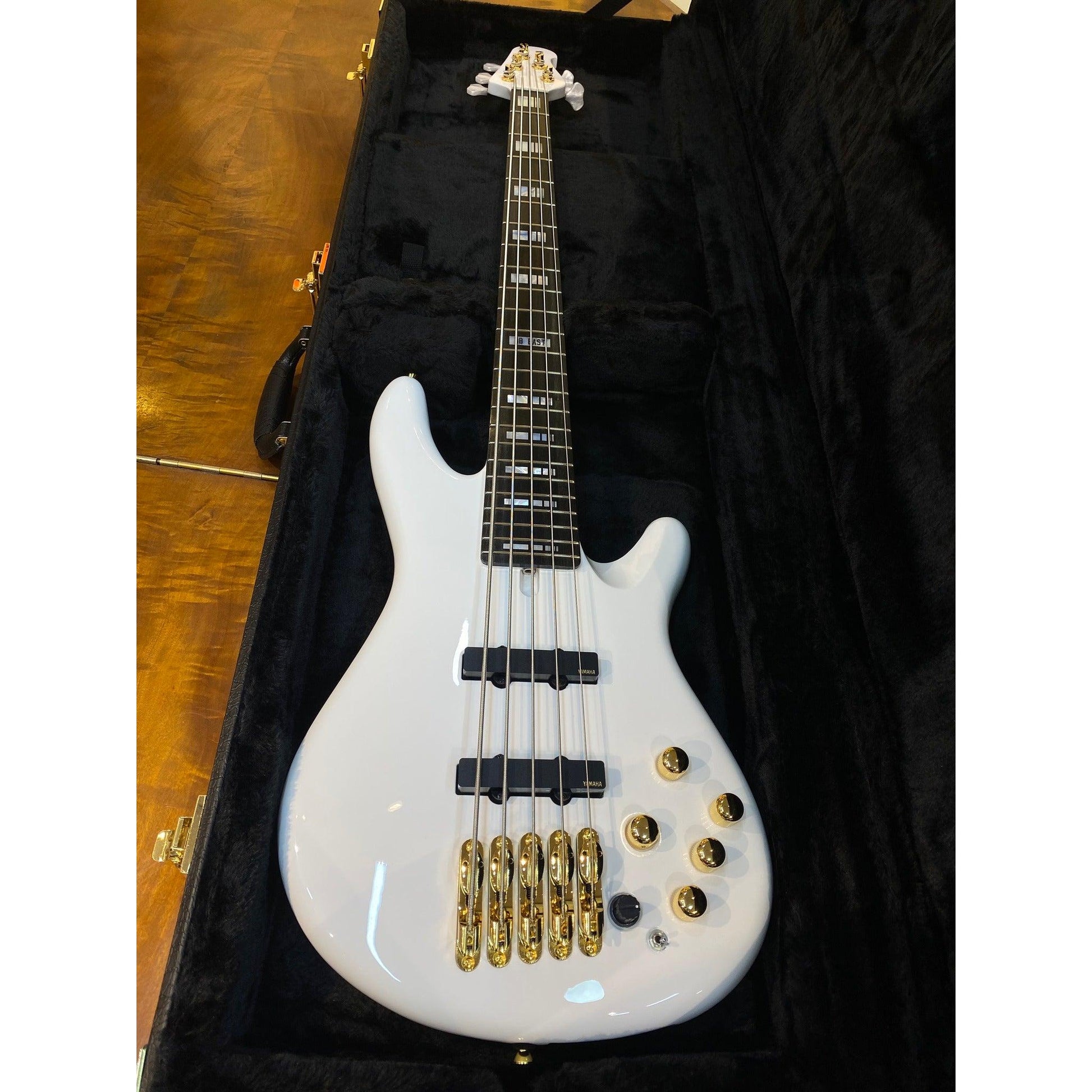 Đàn Guitar Bass Yamaha BBNE2 Nathan East - Signature Series SS, Ebony Fingerboard - 5 Strings - Việt Music
