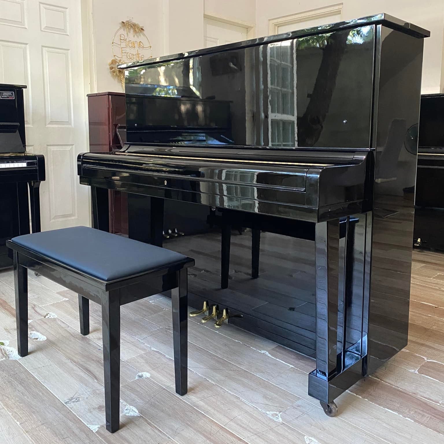 Đàn Piano Cơ Upright Victor V-3 - Qua Sử Dụng - Việt Music