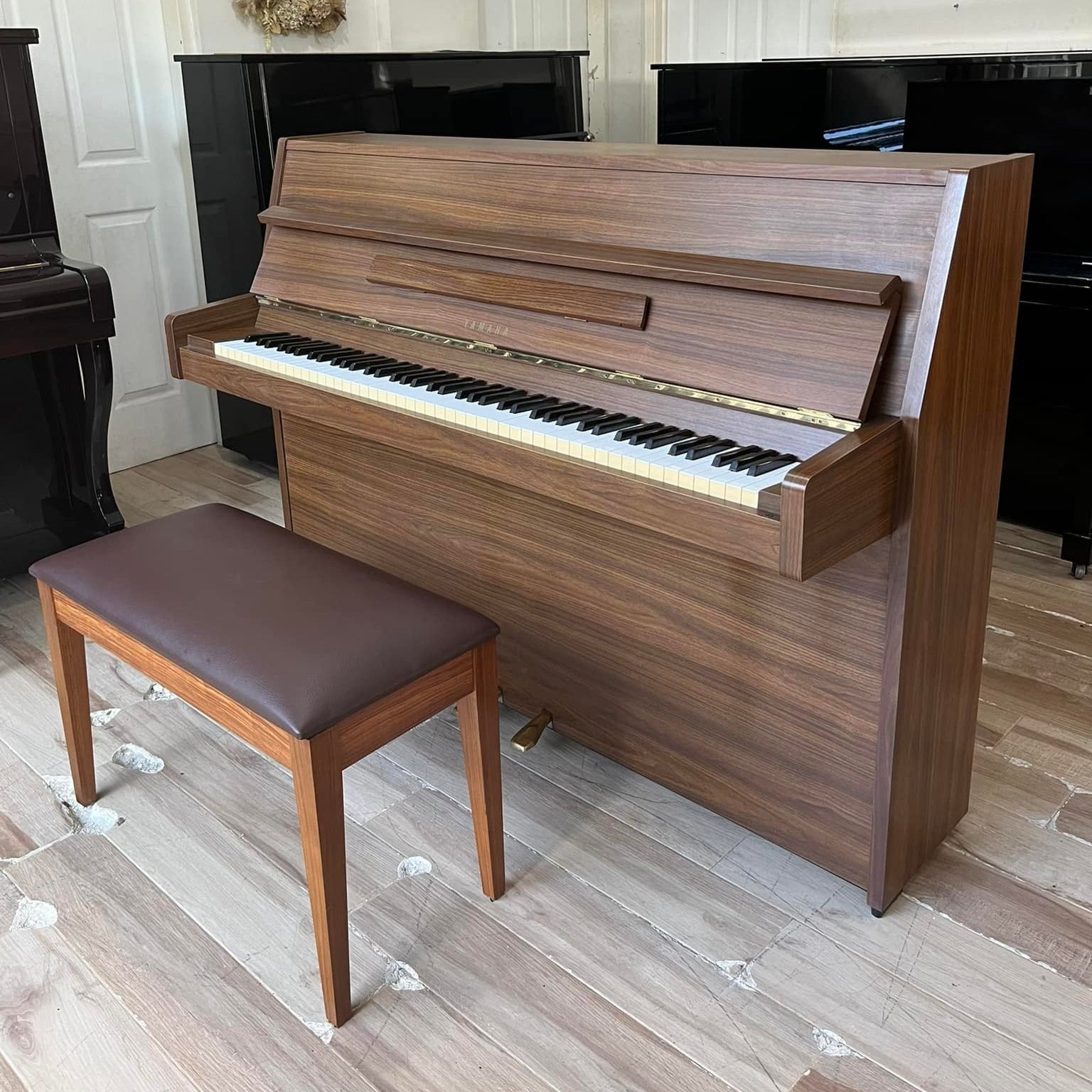 Đàn Piano Cơ Upright Yamaha LU-101 - Qua Sử Dụng - Việt Music