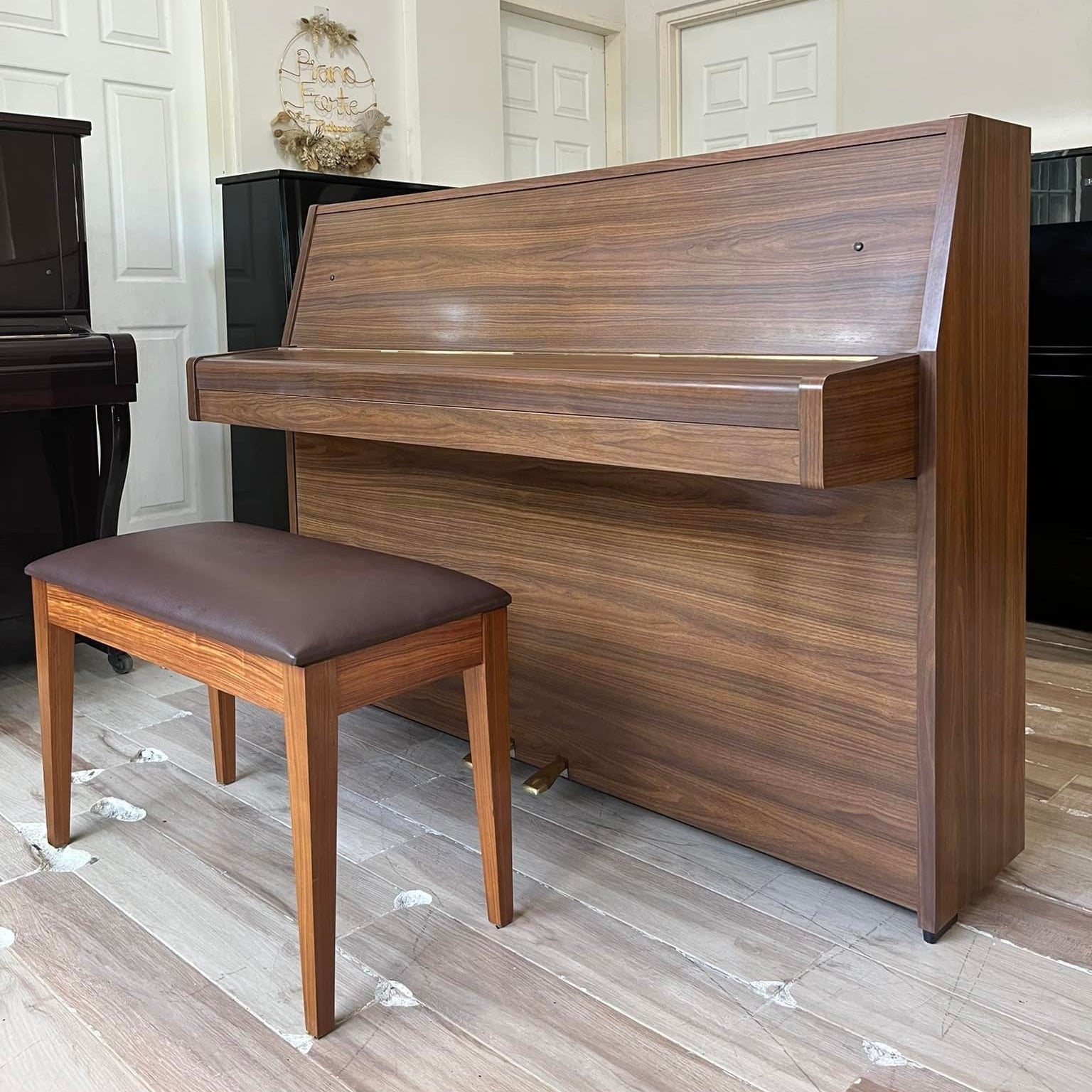 Đàn Piano Cơ Upright Yamaha LU-101 - Qua Sử Dụng - Việt Music
