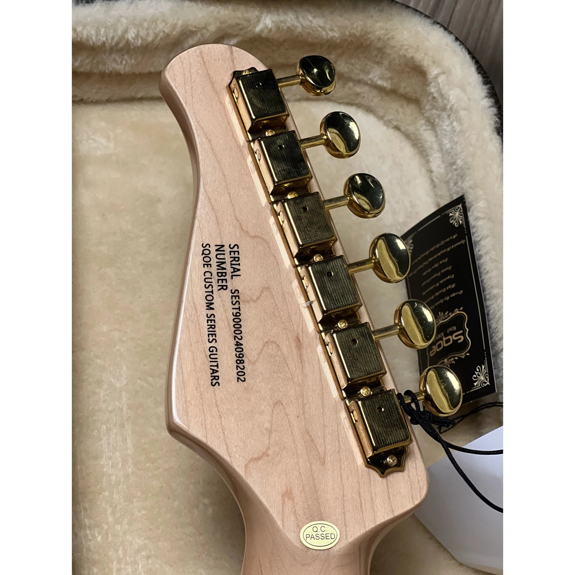 Đàn Guitar Điện Sqoe SEST900 HSS, Maple Fingerboard - Việt Music