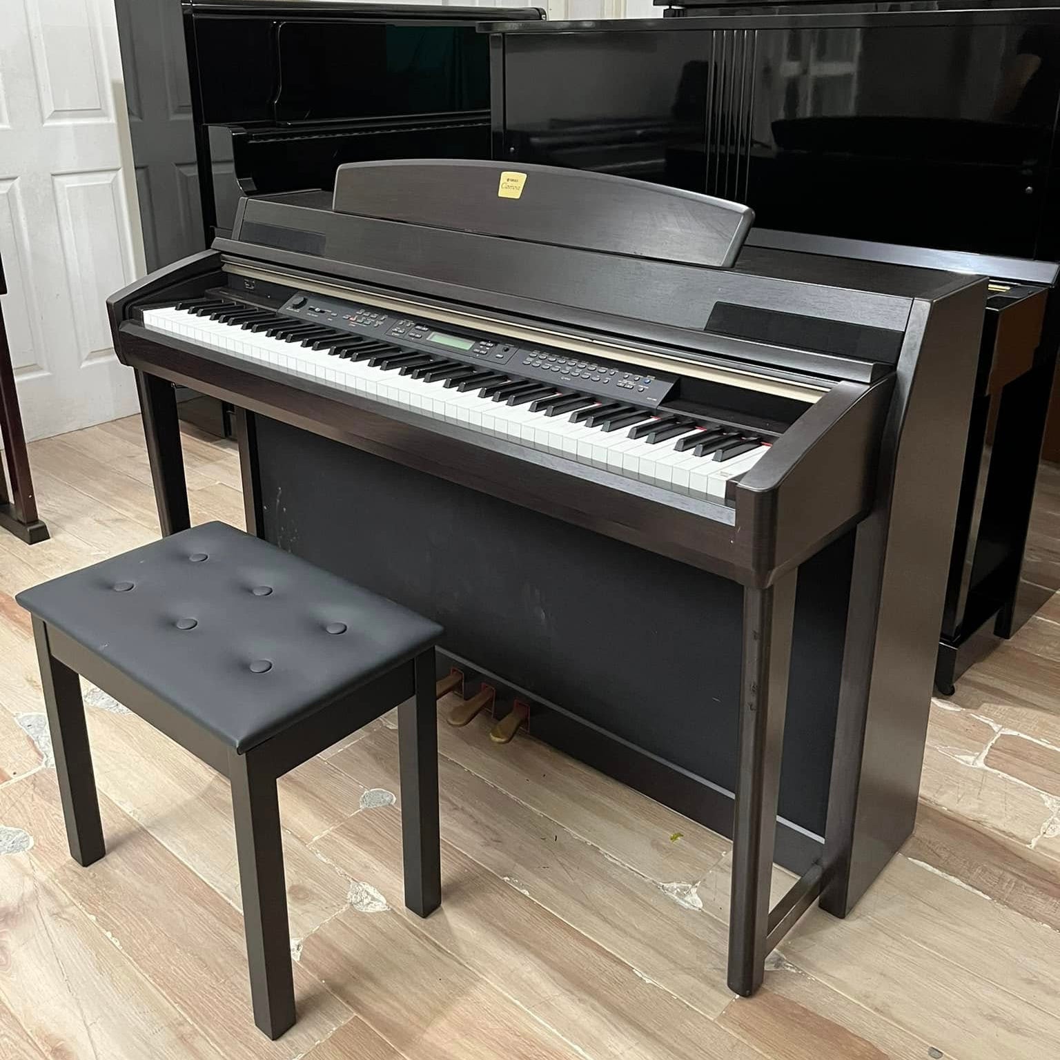 Đàn Piano Điện Yamaha CLP-820 - Qua Sử Dụng - Việt Music