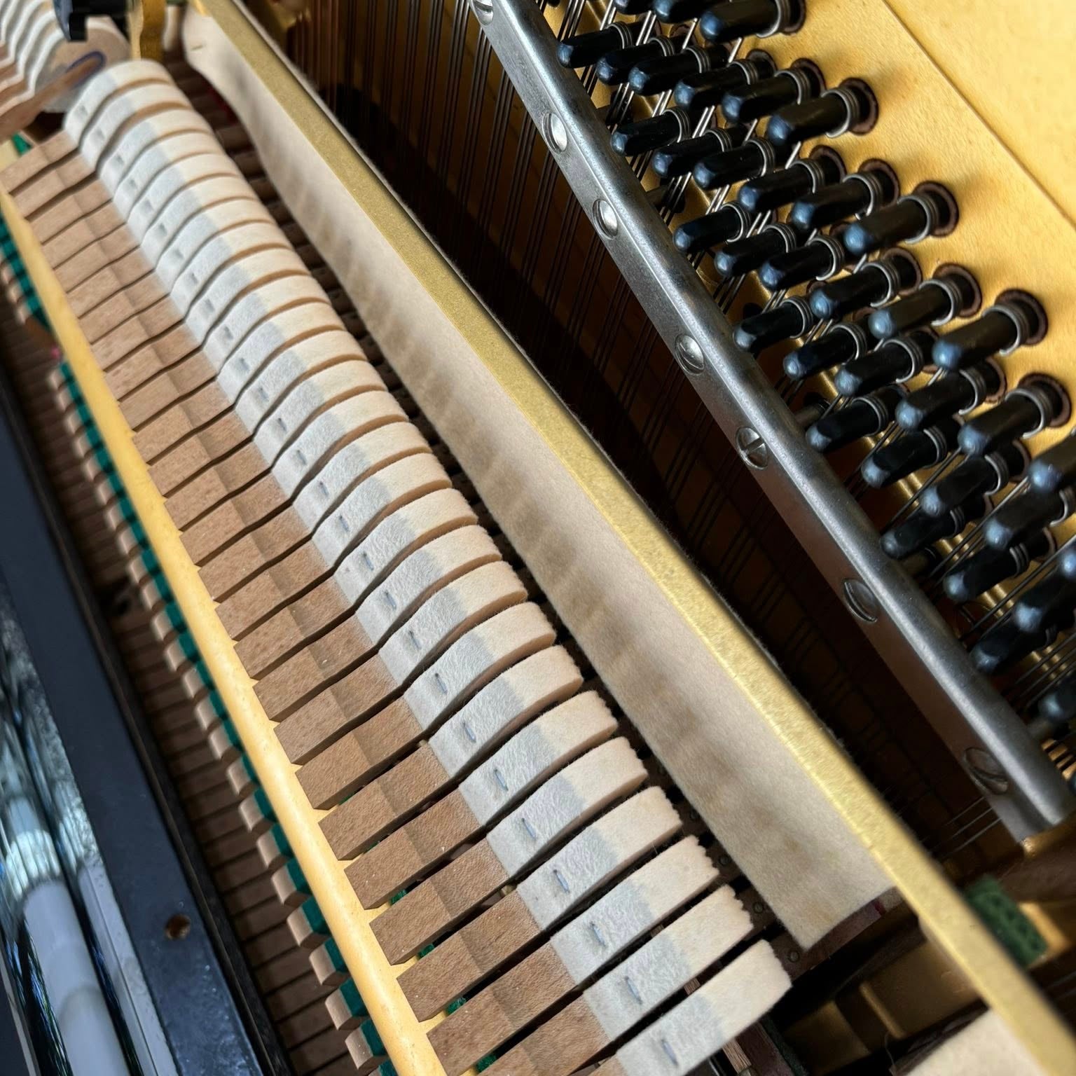 Đàn Piano Cơ Upright Yamaha U3H Serial 2X - Qua Sử Dụng - Việt Music