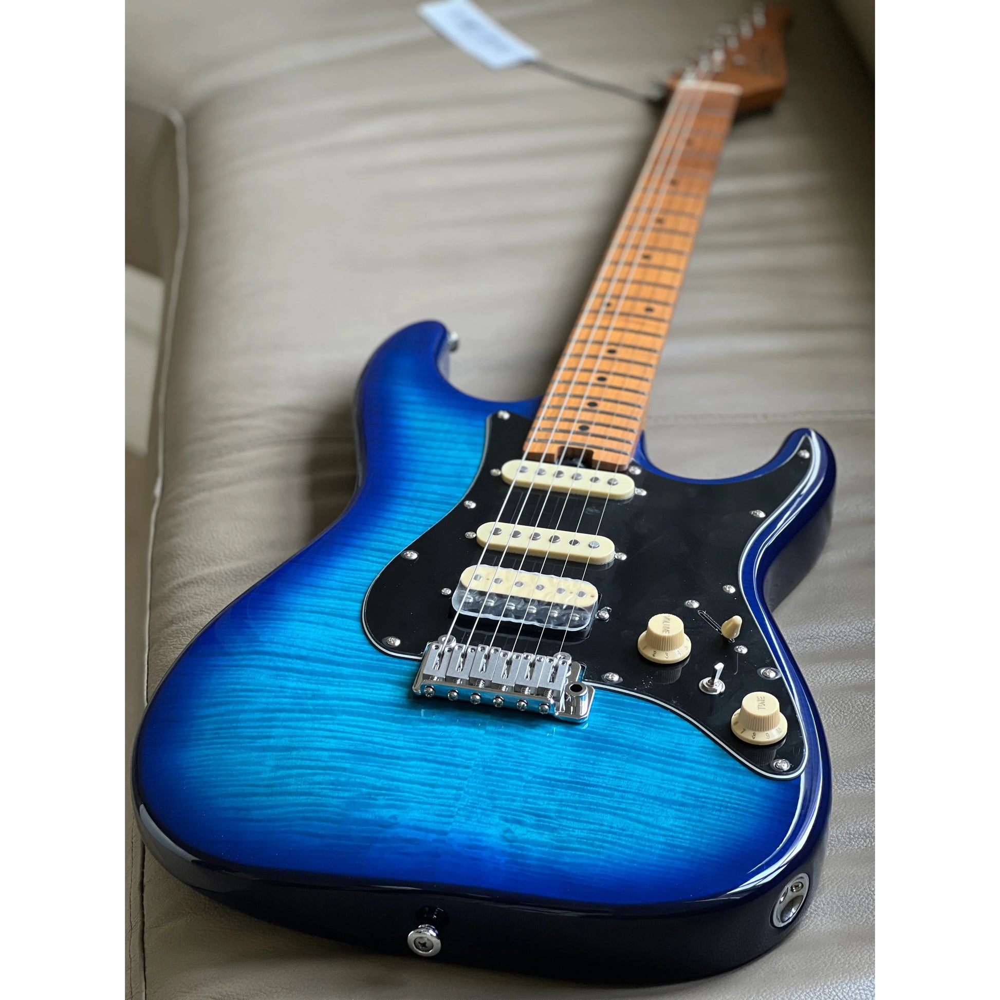 Đàn Guitar Điện Soloking MS-1 Classic MKII HSS, Maple Fingerboard, Blue Burst - Việt Music