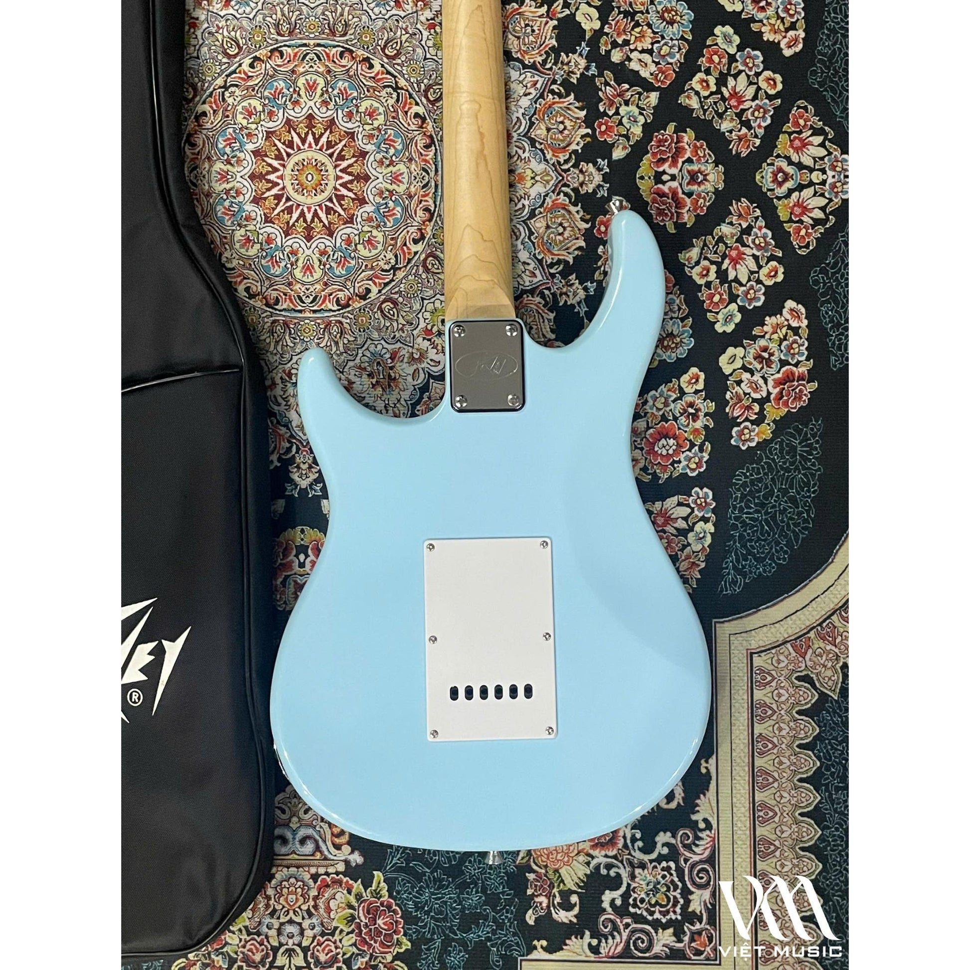 Đàn Guitar Điện Peavey Raptor Plus HSH, Rosewood Fingerboard - Việt Music