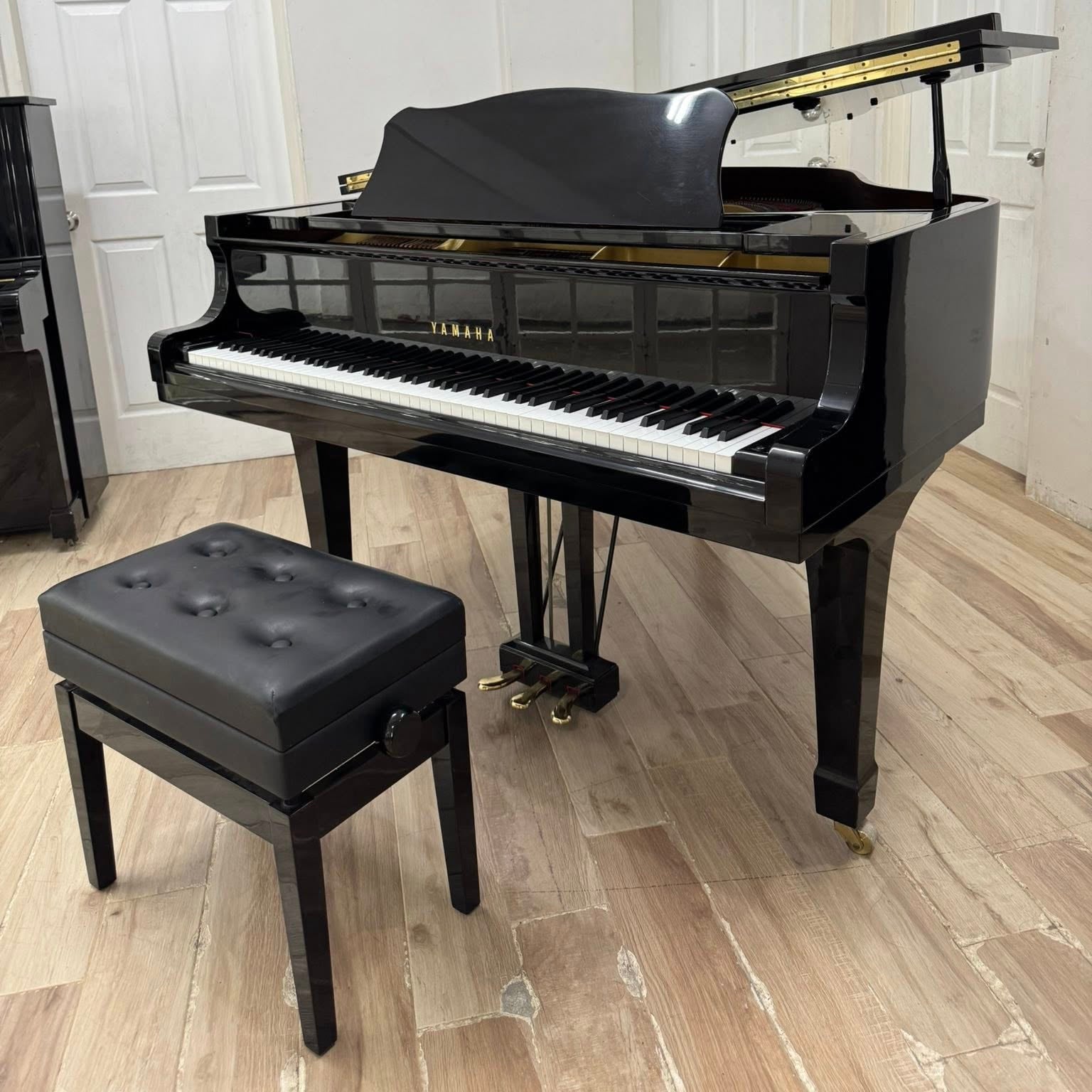Grand Piano Yamaha G1B - Qua Sử Dụng - Việt Music