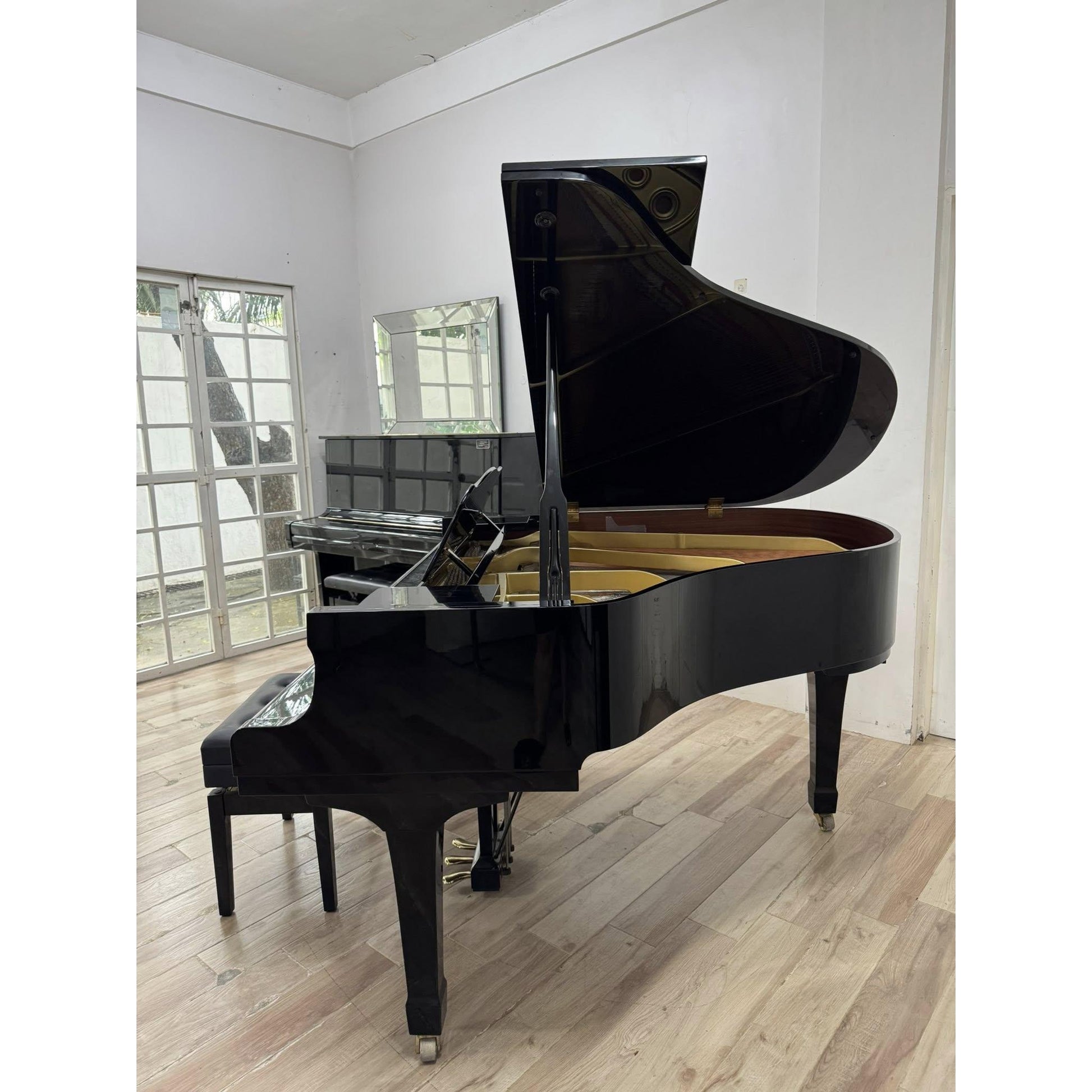Grand Piano Yamaha G1B - Qua Sử Dụng - Việt Music