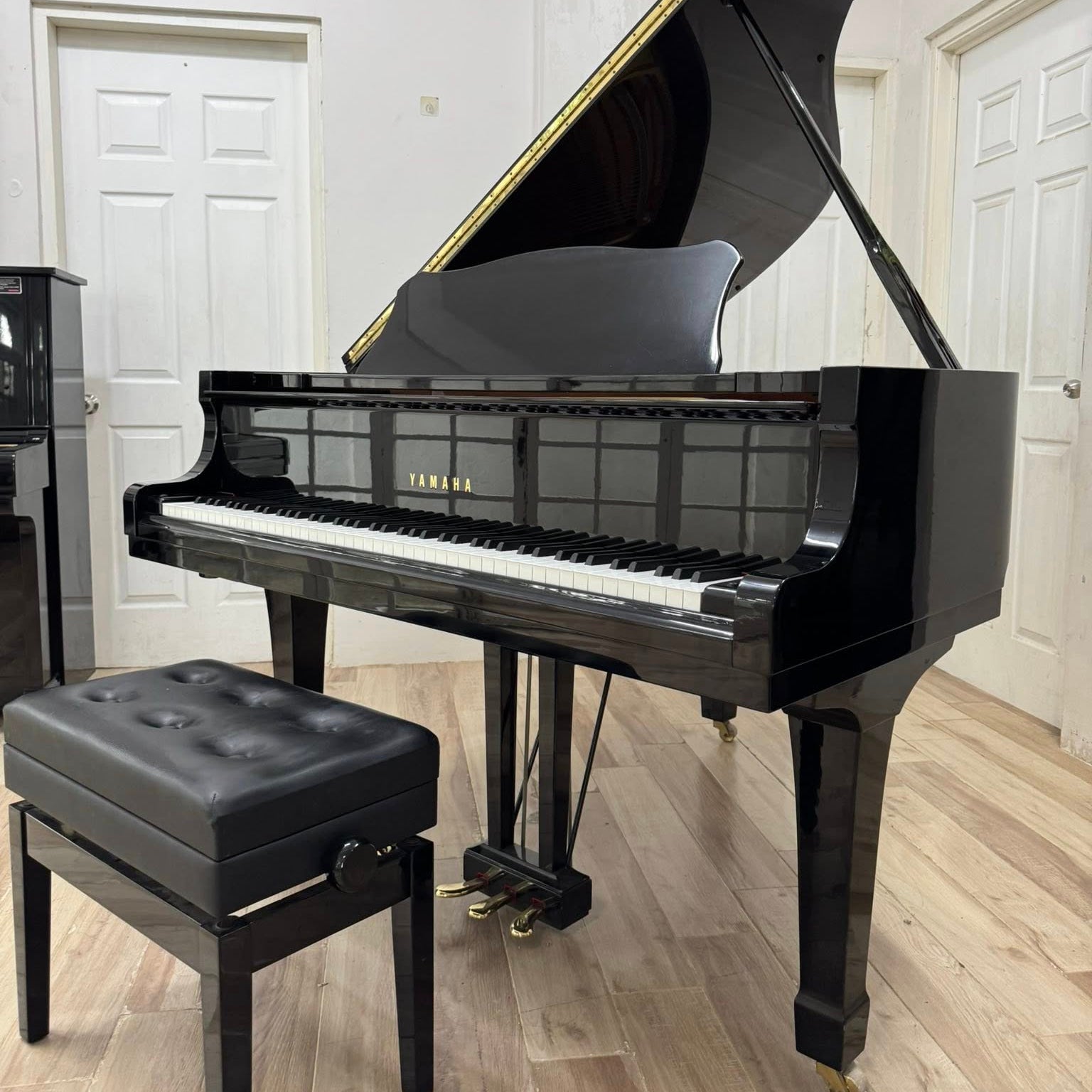 Grand Piano Yamaha G1B - Qua Sử Dụng - Việt Music