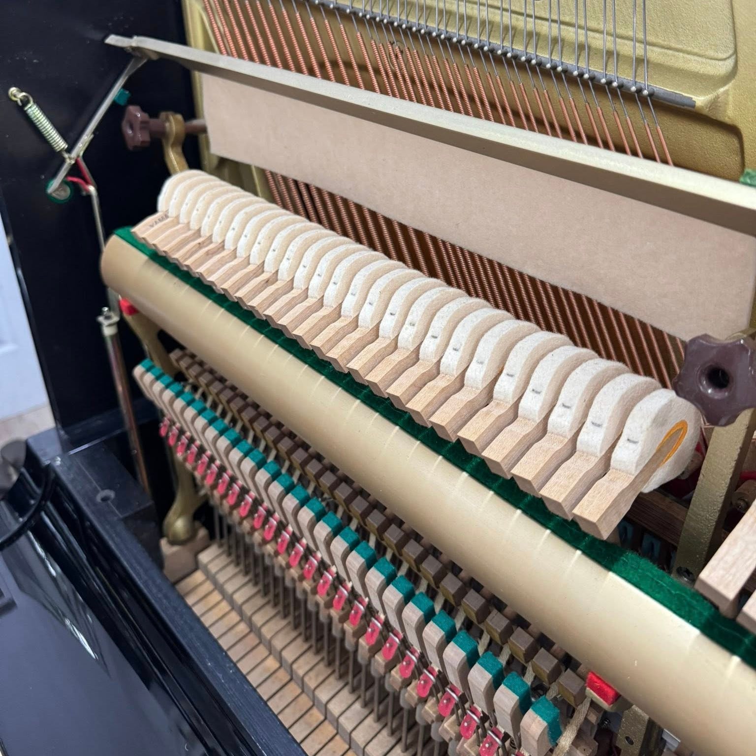 Đàn Piano Cơ Upright Yamaha U300 - Qua Sử Dụng - Việt Music
