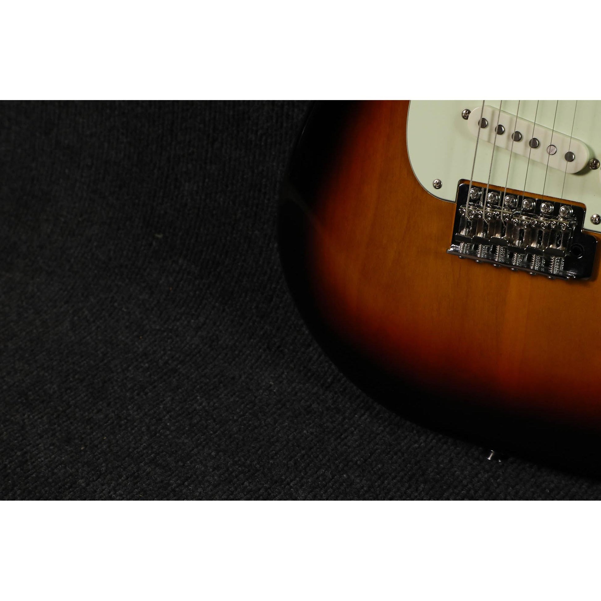Đàn Guitar Điện Sqoe SEST1002 SSS, Rosewood Fingerboard - Việt Music