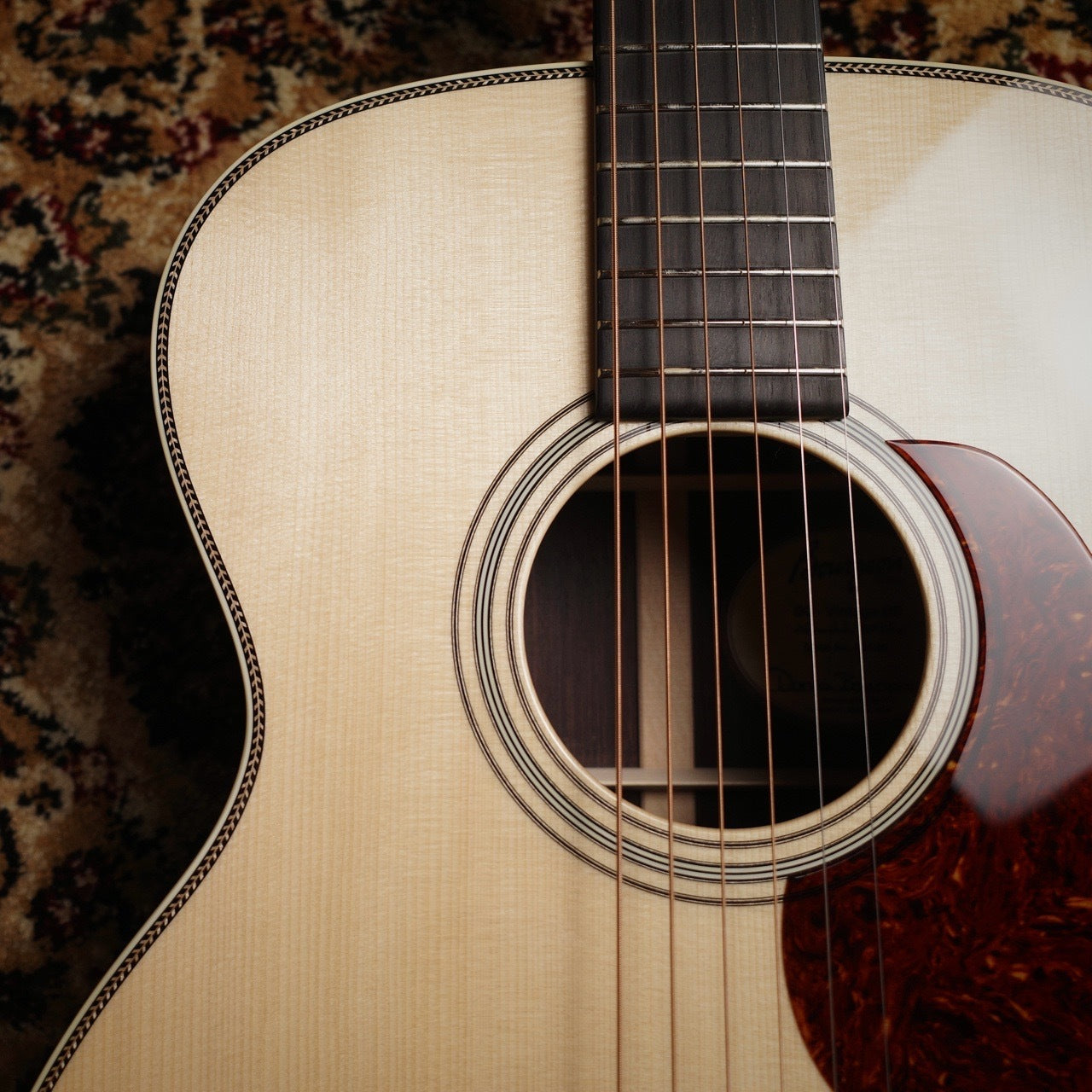 Đàn Guitar Acoustic Bourgeois OO Vintage/HS - Heirloom Series - Việt Music