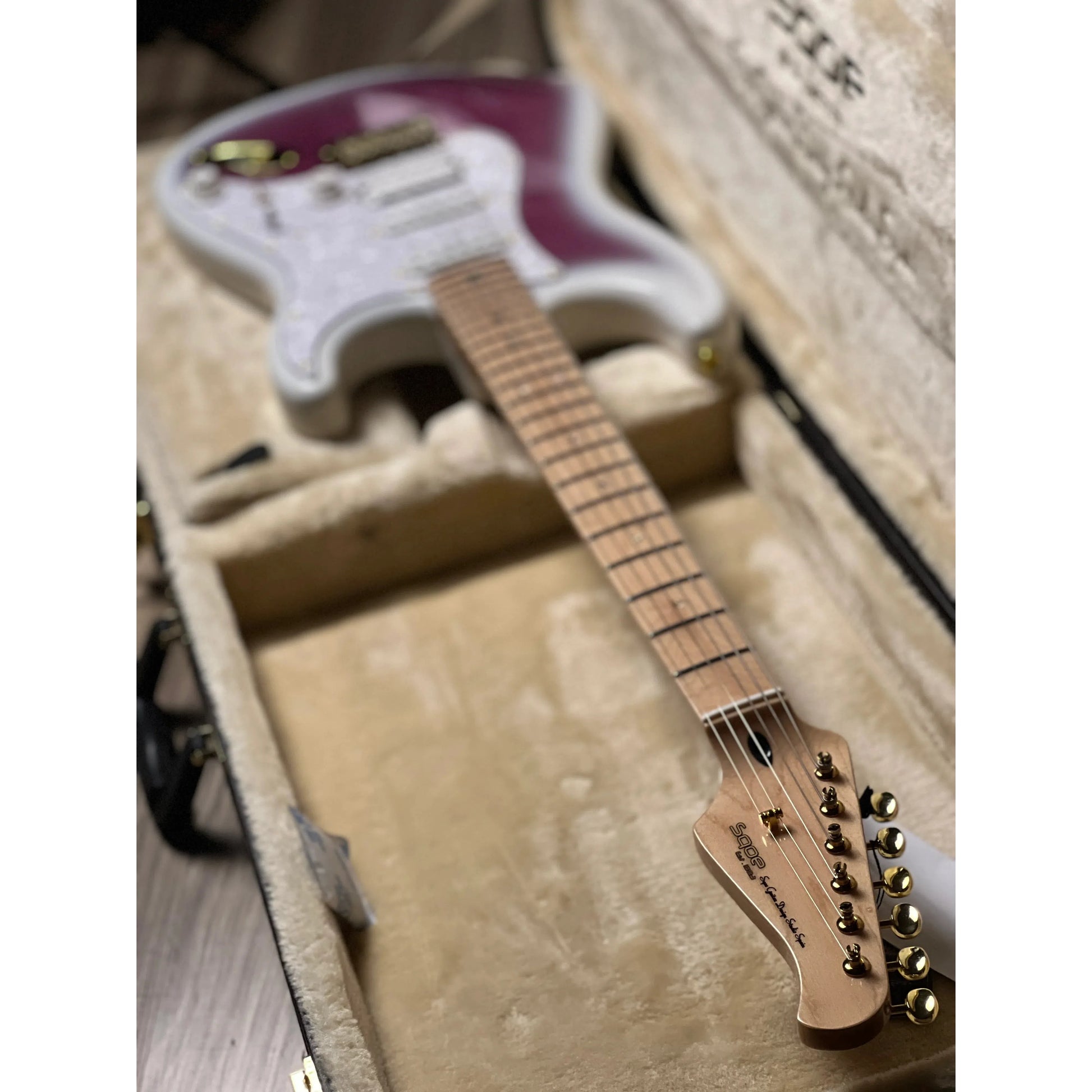 Đàn Guitar Điện Sqoe SEST900 HSS, Maple Fingerboard - Việt Music