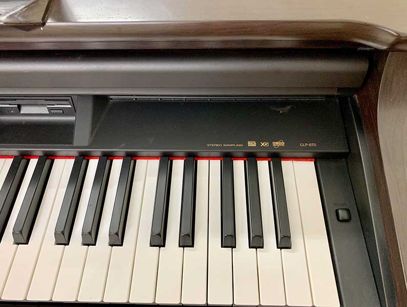 Đàn Piano Điện Yamaha CLP-870 - Clavinova - Qua Sử Dụng