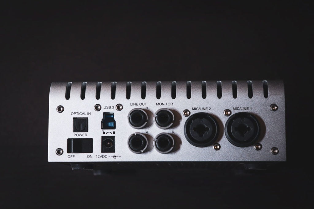 Review Audio Interface Apollo Twin USB