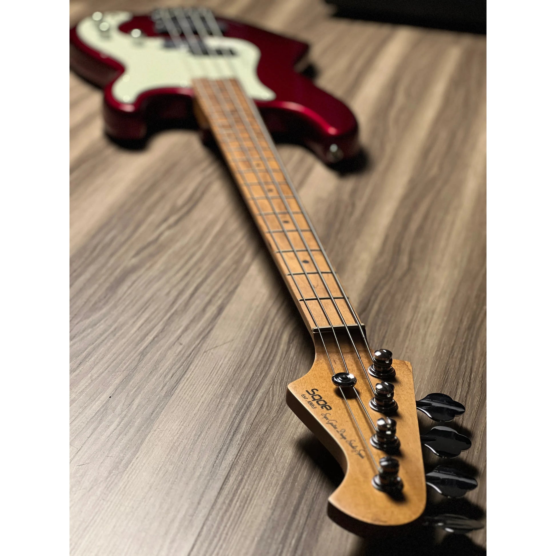 Đàn Guitar Bass Sqoe SPJ600 SS, Maple Fingerboard - 4 Strings - Việt Music