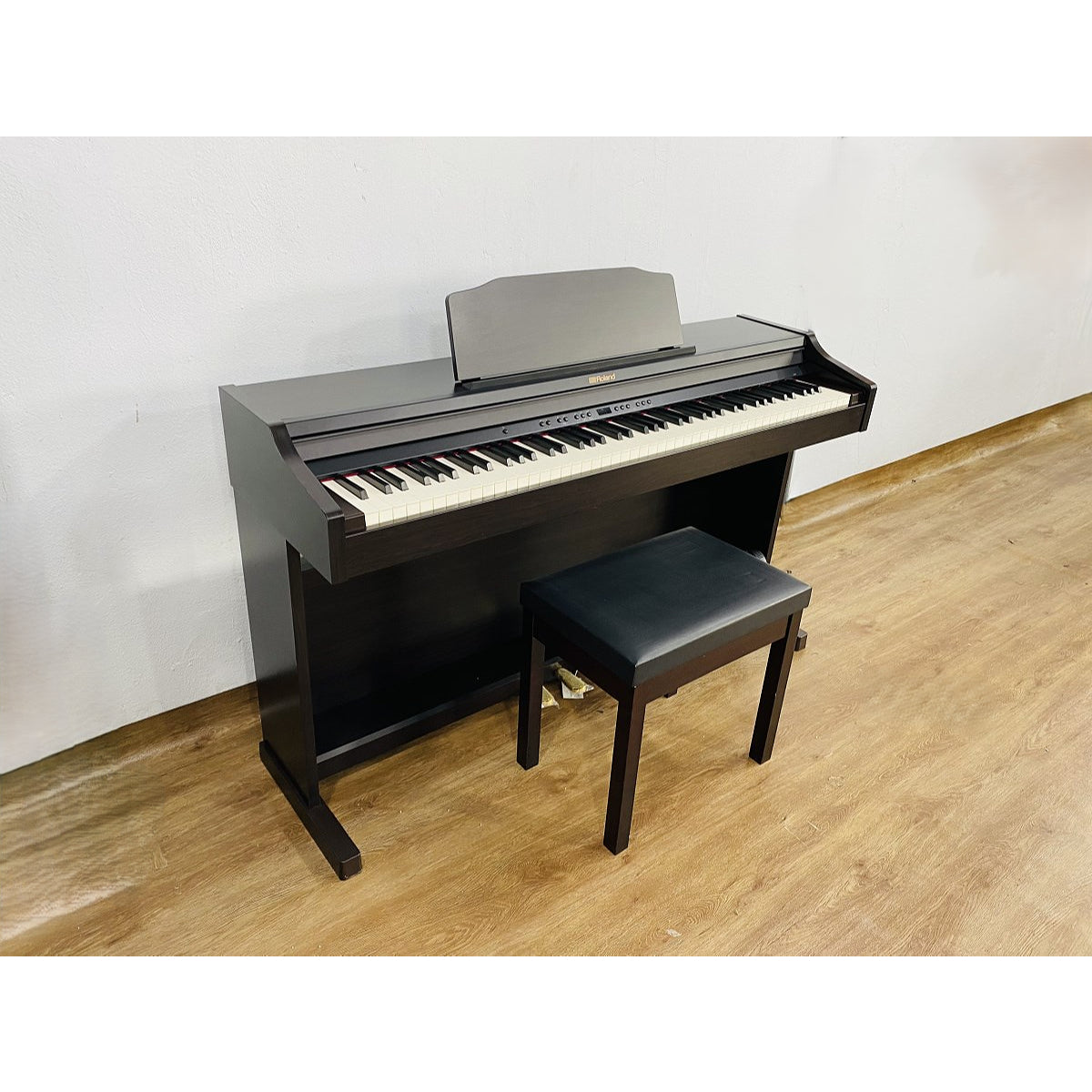 Đàn Piano Điện Roland RP501R - Qua Sử Dụng - Việt Music