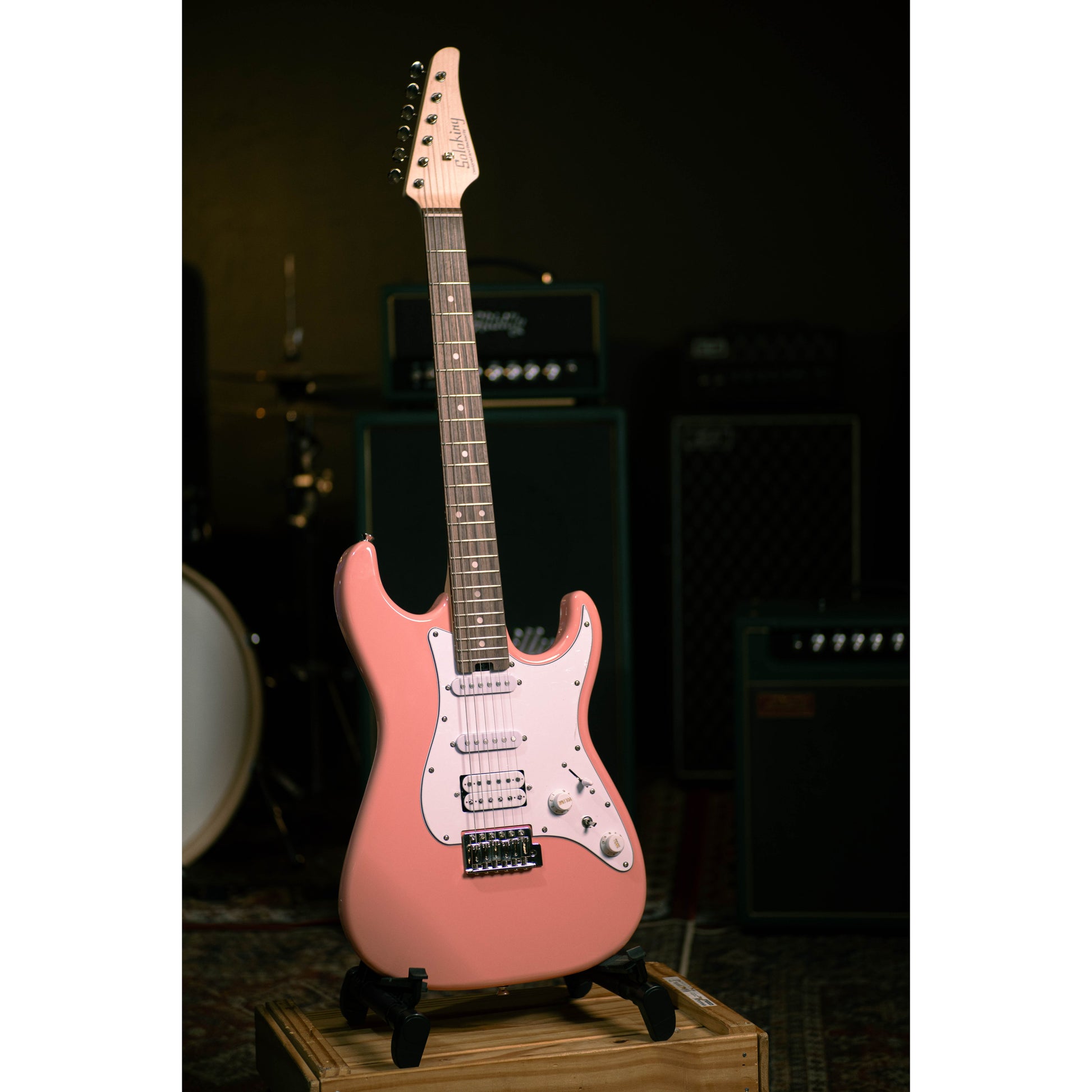 Đàn Guitar Điện Soloking MS1 Basic HSS, Rosewood Fingerboard, Vintage Pink - Việt Music