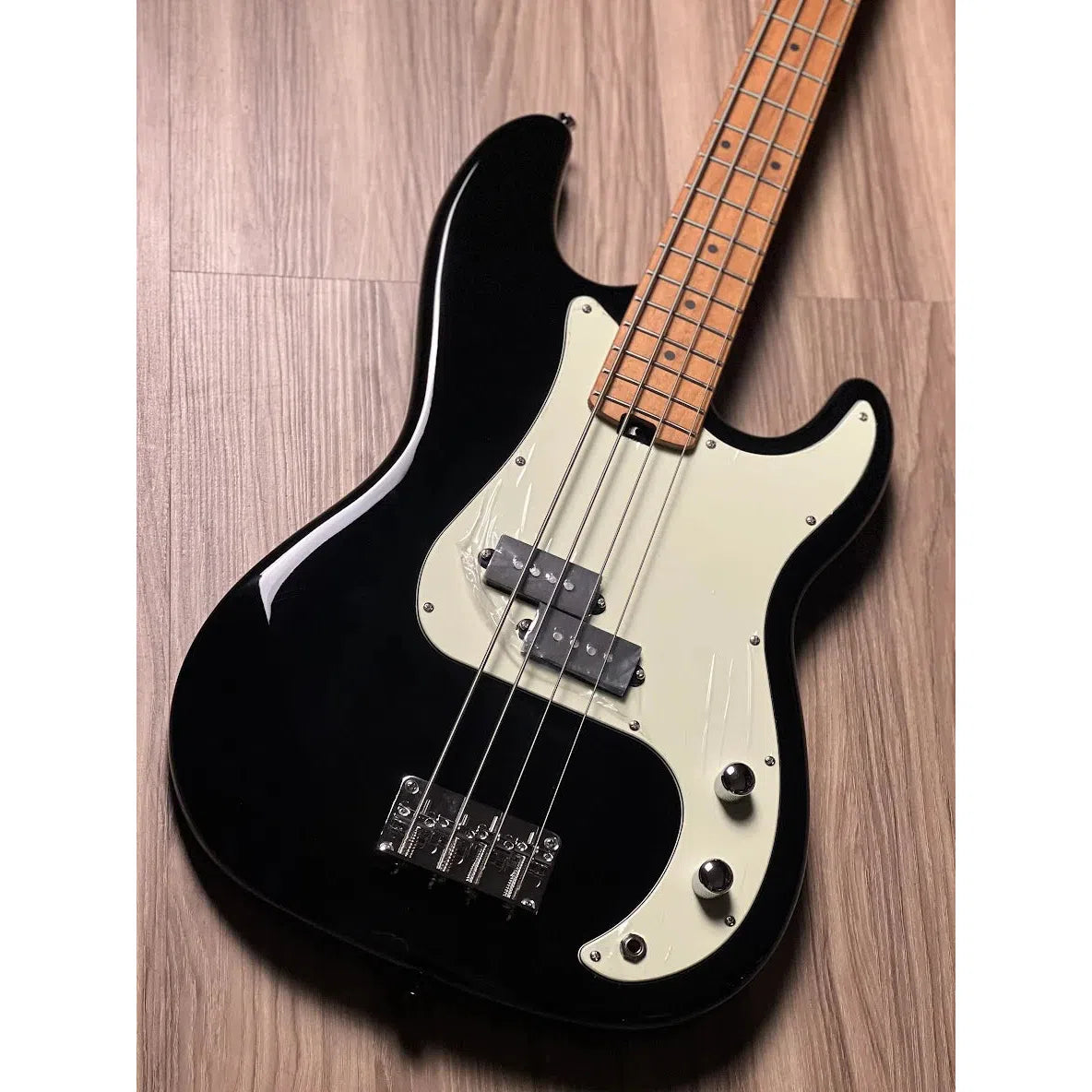 Đàn Guitar Bass Sqoe SPB600 S, Maple Fingerboard - 4 Strings - Việt Music