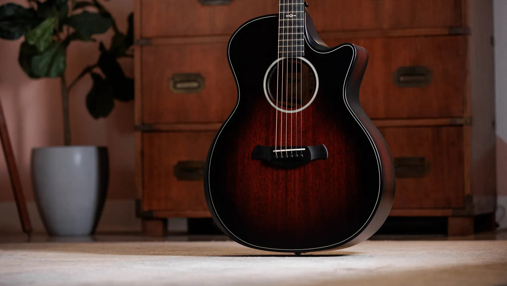 Đàn Guitar Acoustic Taylor Next Generation Builder's Edition 324ce - Việt Music