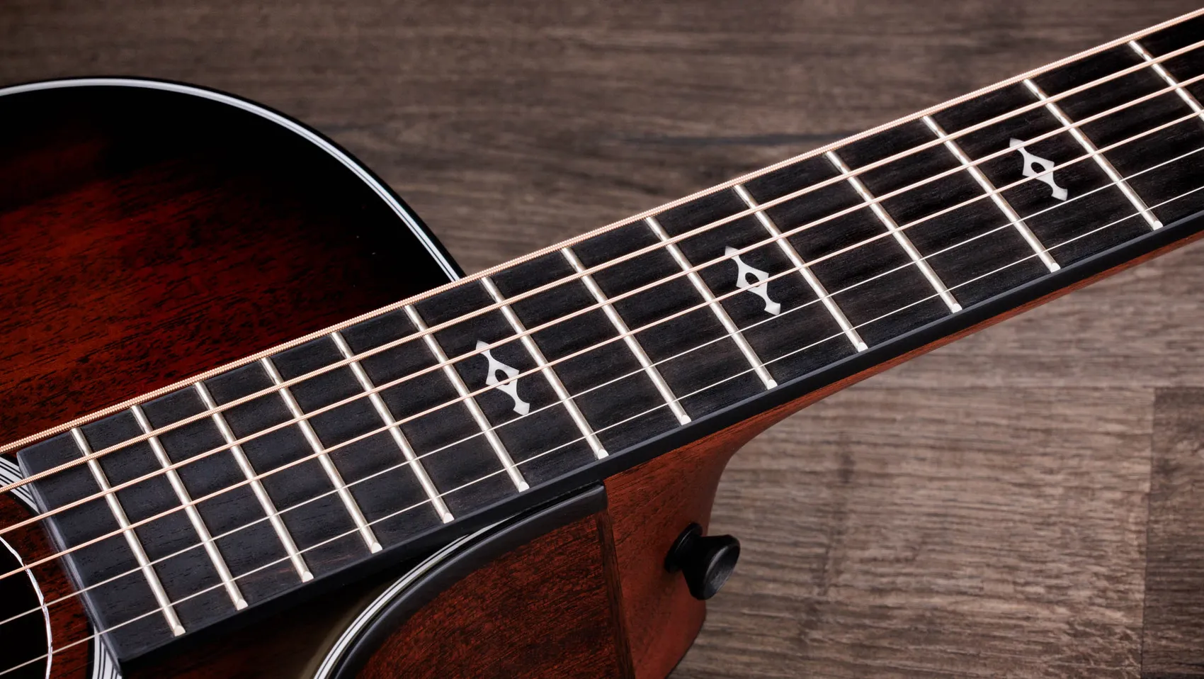 Đàn Guitar Acoustic Taylor Next Generation 322ce - Việt Music
