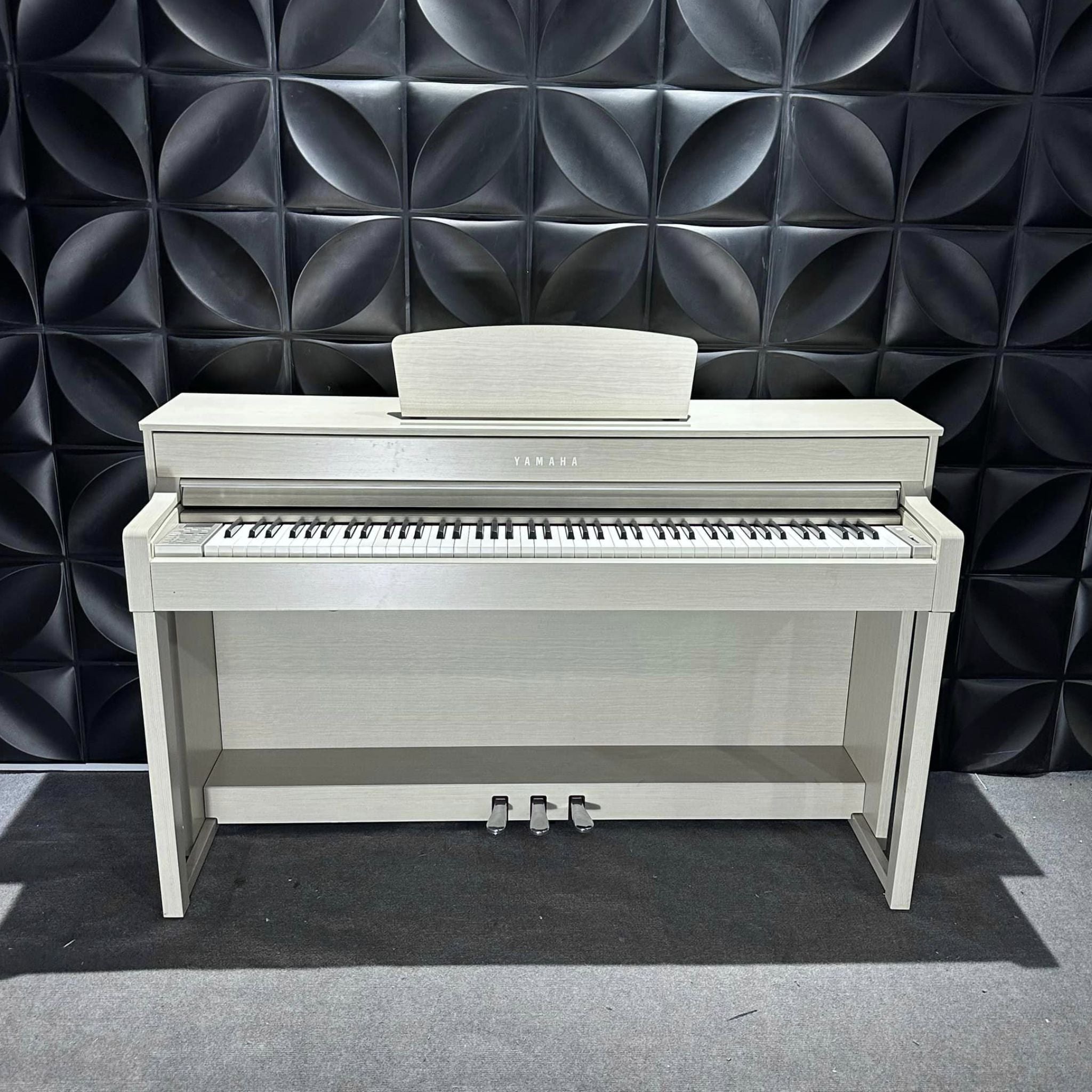 Đàn Piano Điện Yamaha CLP-635 - Clavinova I Piano Điện Cao Cấp