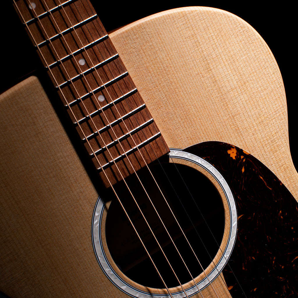 MARTIN GUITAR 000X1AE
