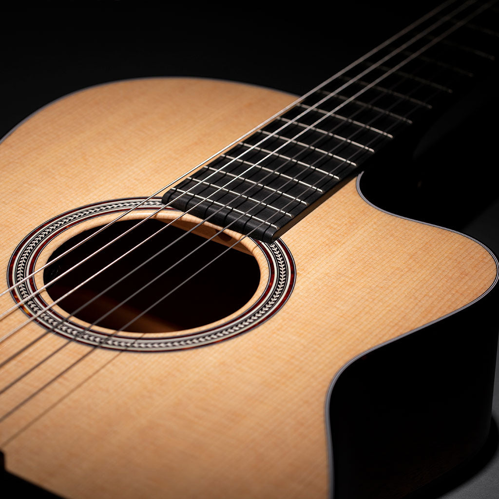 MARTIN GUITAR 000C NYLON 12 FRET