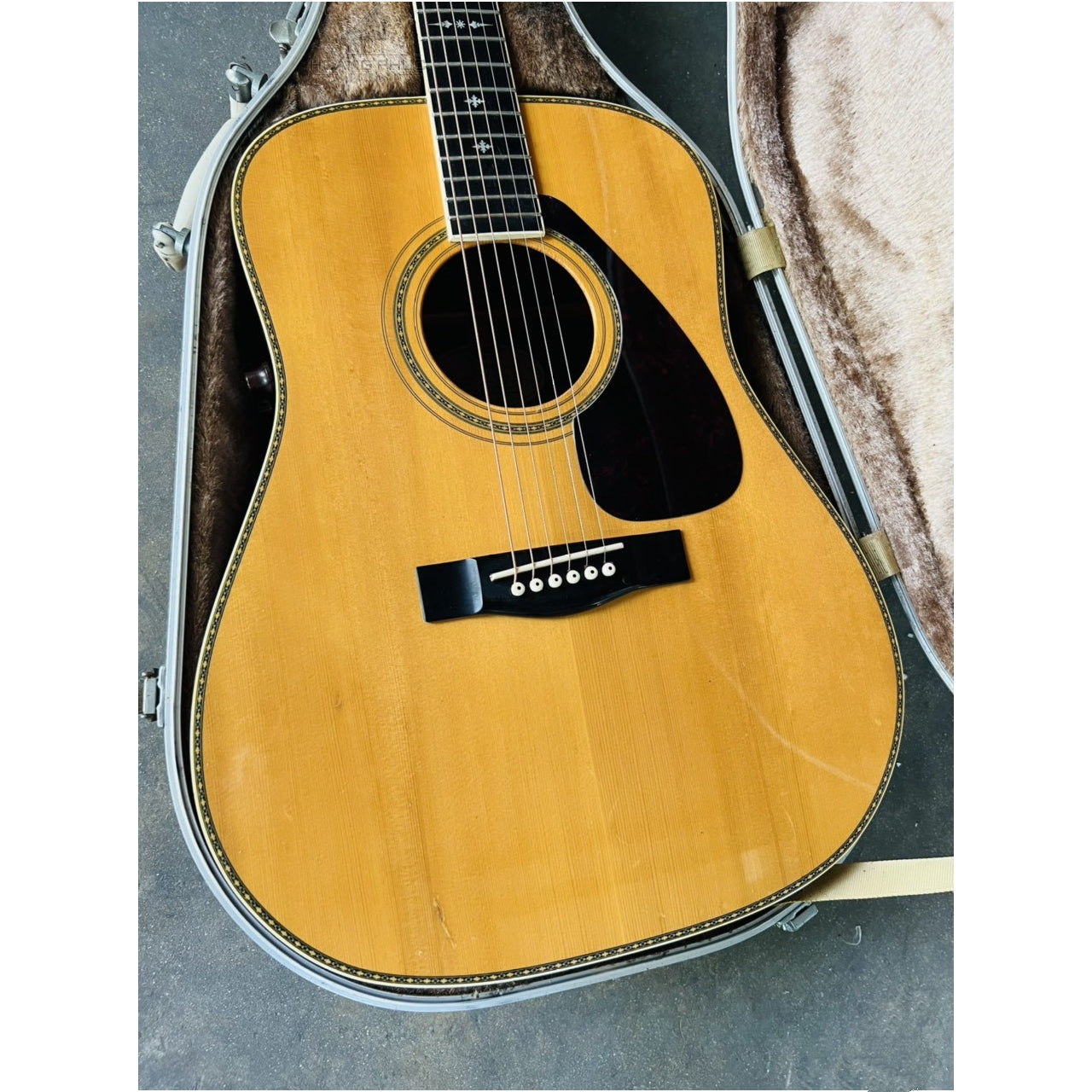 Đàn Guitar Acoustic Yamaha L10E - Qua Sử Dụng - Việt Music